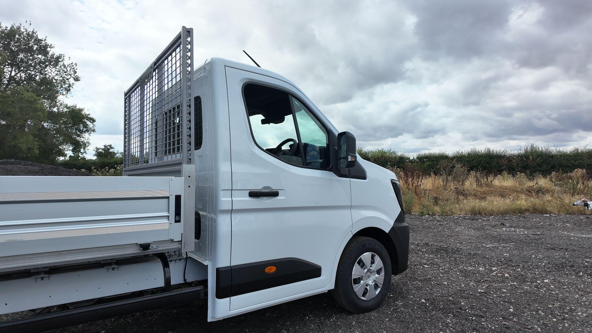 Nissan Interstar 2.0 dCi 35 Acenta L3 Euro 6 (s/s) 2dr