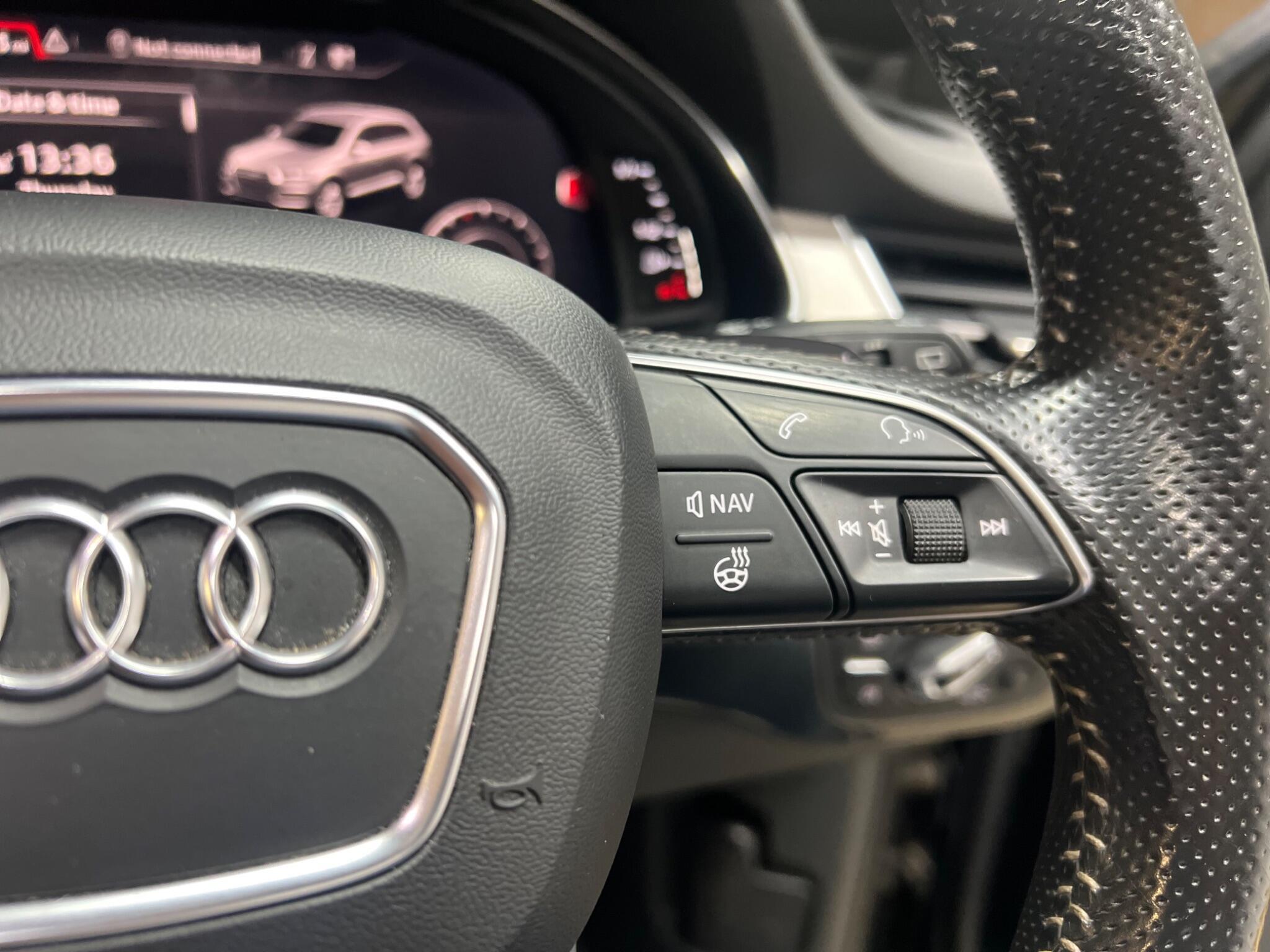 Audi Q7 — image 19 of 39