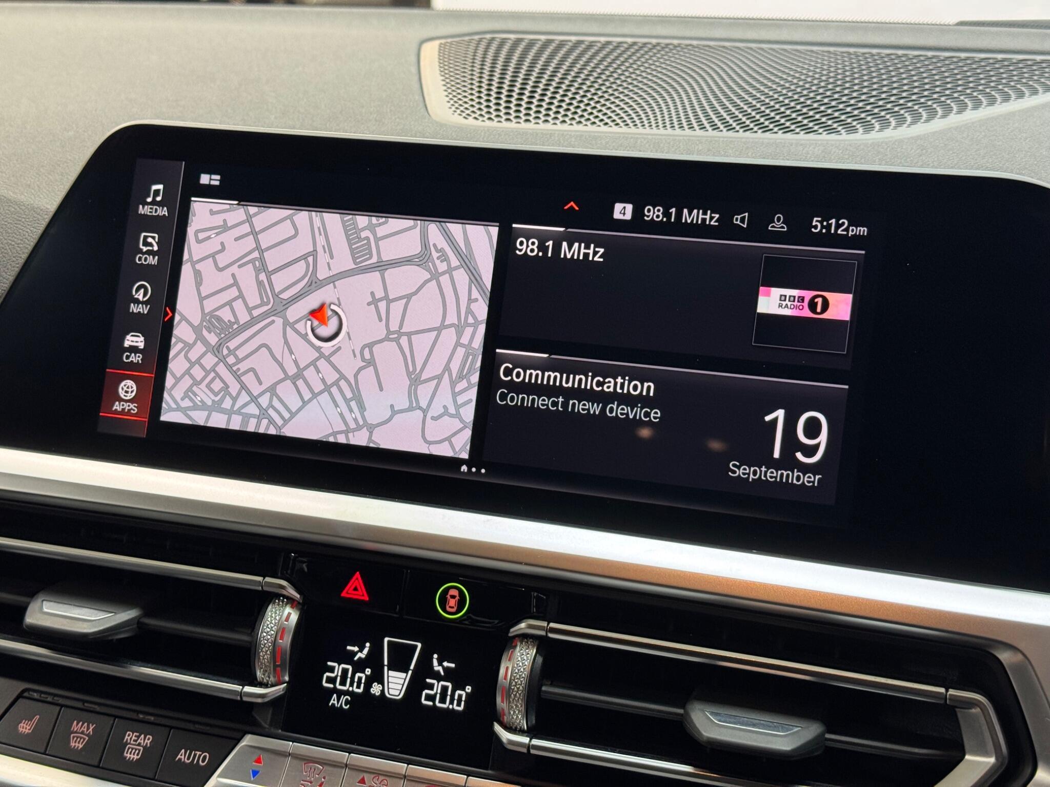 BMW 3 Series — image 25 of 38