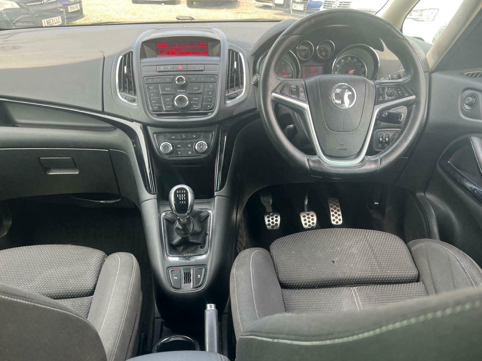 2016 Vauxhall Zafira Tourer 1.4i Turbo SRi MPV 5dr Petrol Manual Euro 6 (140 ps)