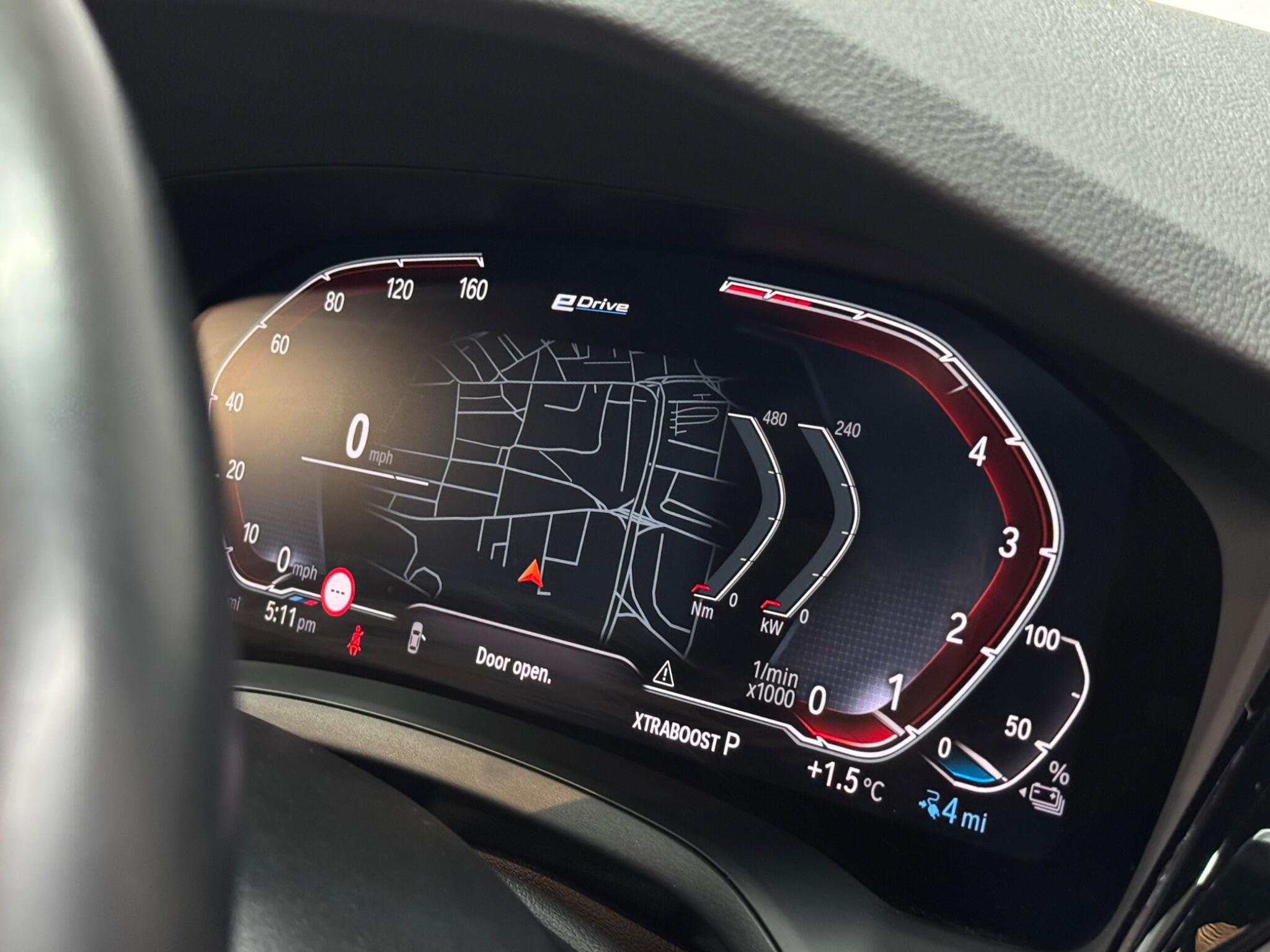 BMW 3 Series — image 32 of 38
