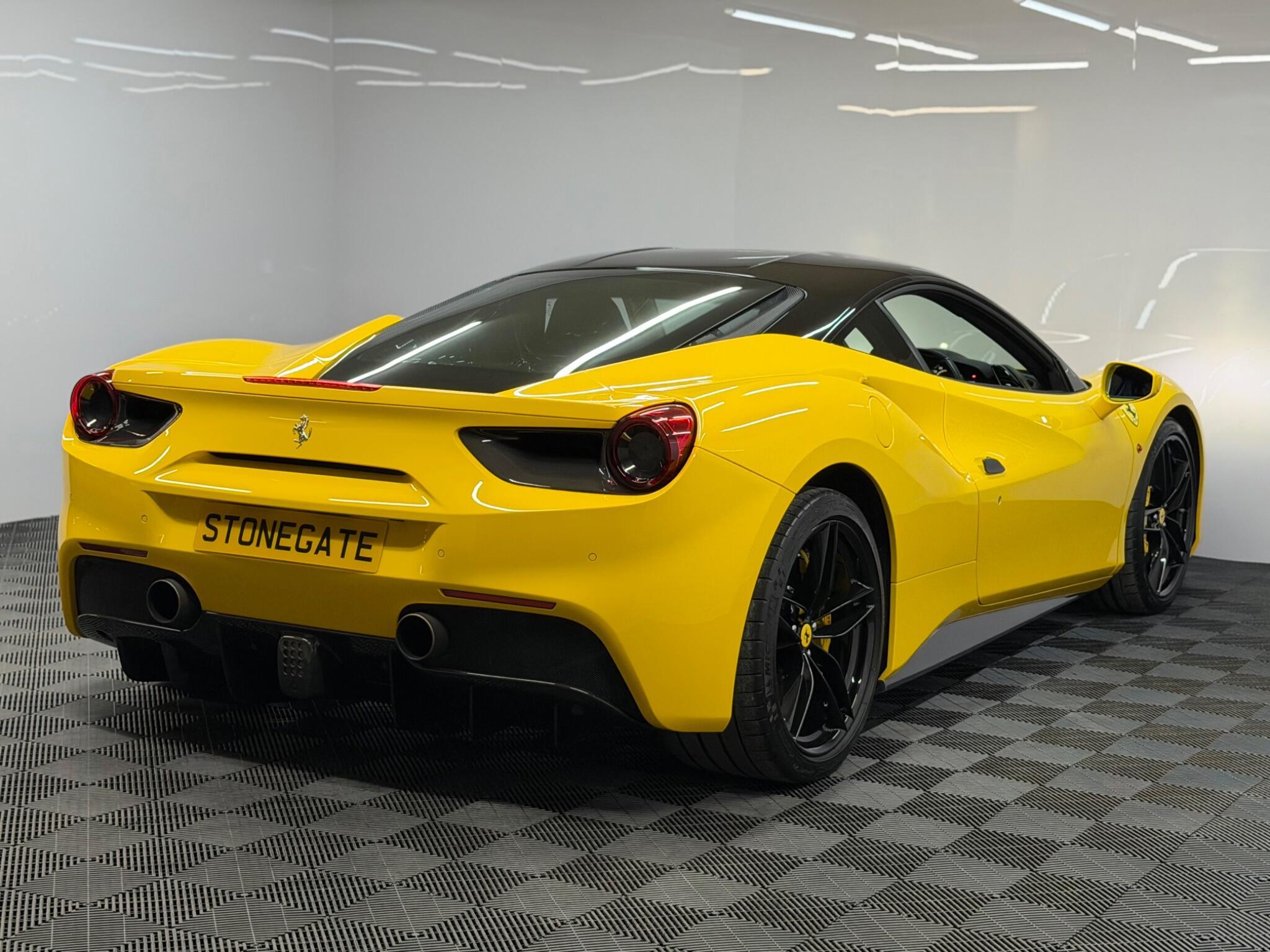 Ferrari 488 — image 8 of 53