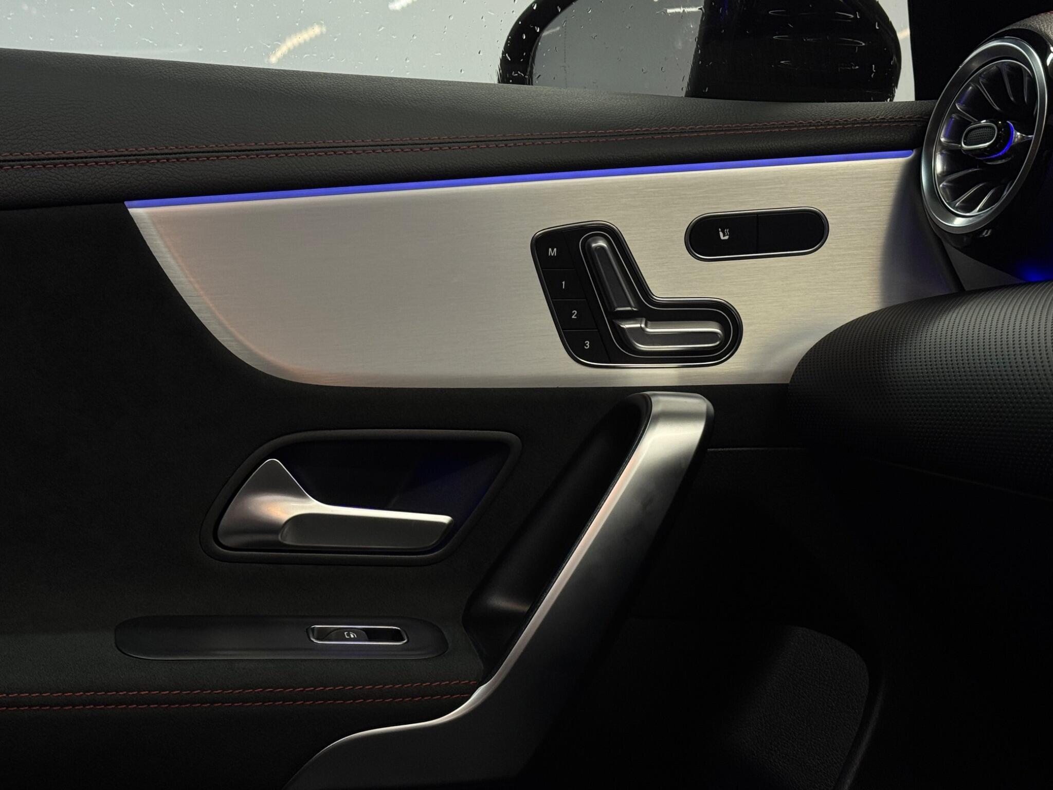 Mercedes-Benz CLA — image 47 of 49