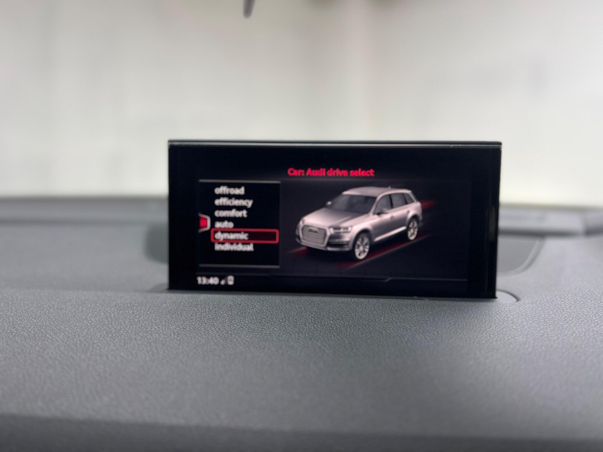 Audi Q7 — image 29 of 39