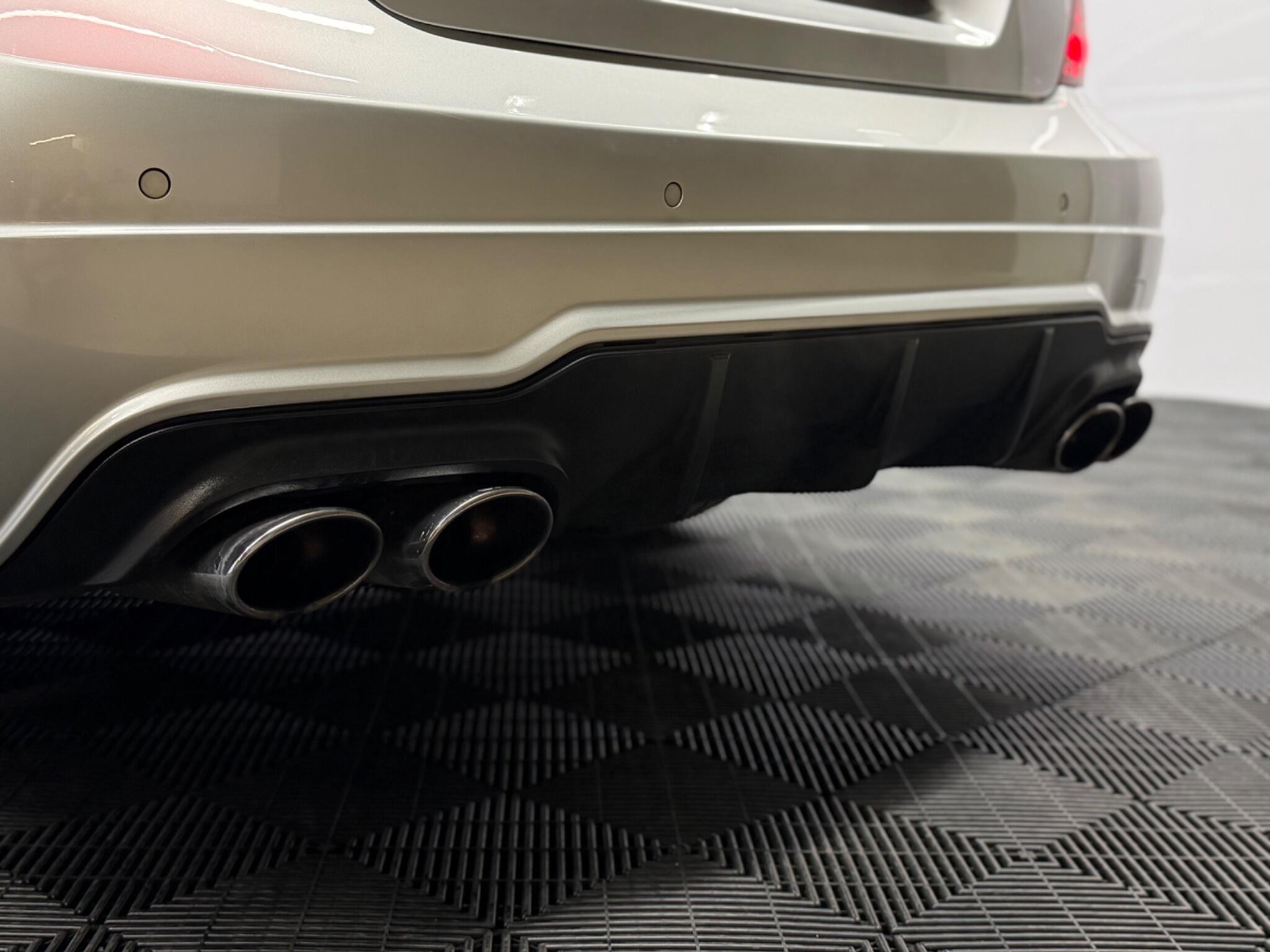 Mercedes-Benz C Class — image 12 of 32