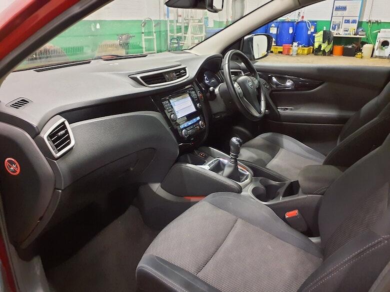2014 Nissan Qashqai 1.5 dCi Acenta Premium SUV 5dr Diesel Manual 2WD Euro 5 (s/s) (110 ps)