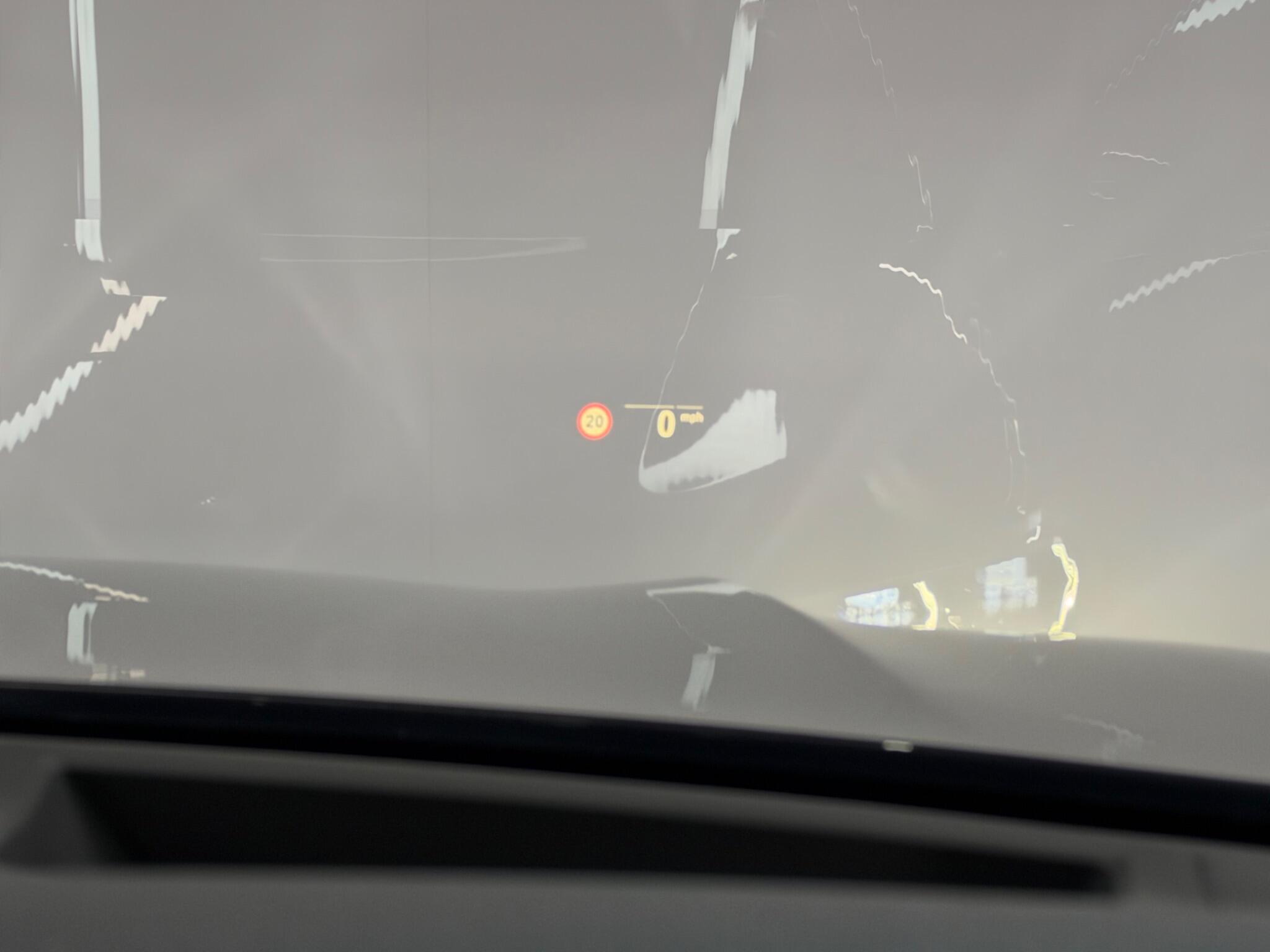 BMW X5 — image 37 of 51