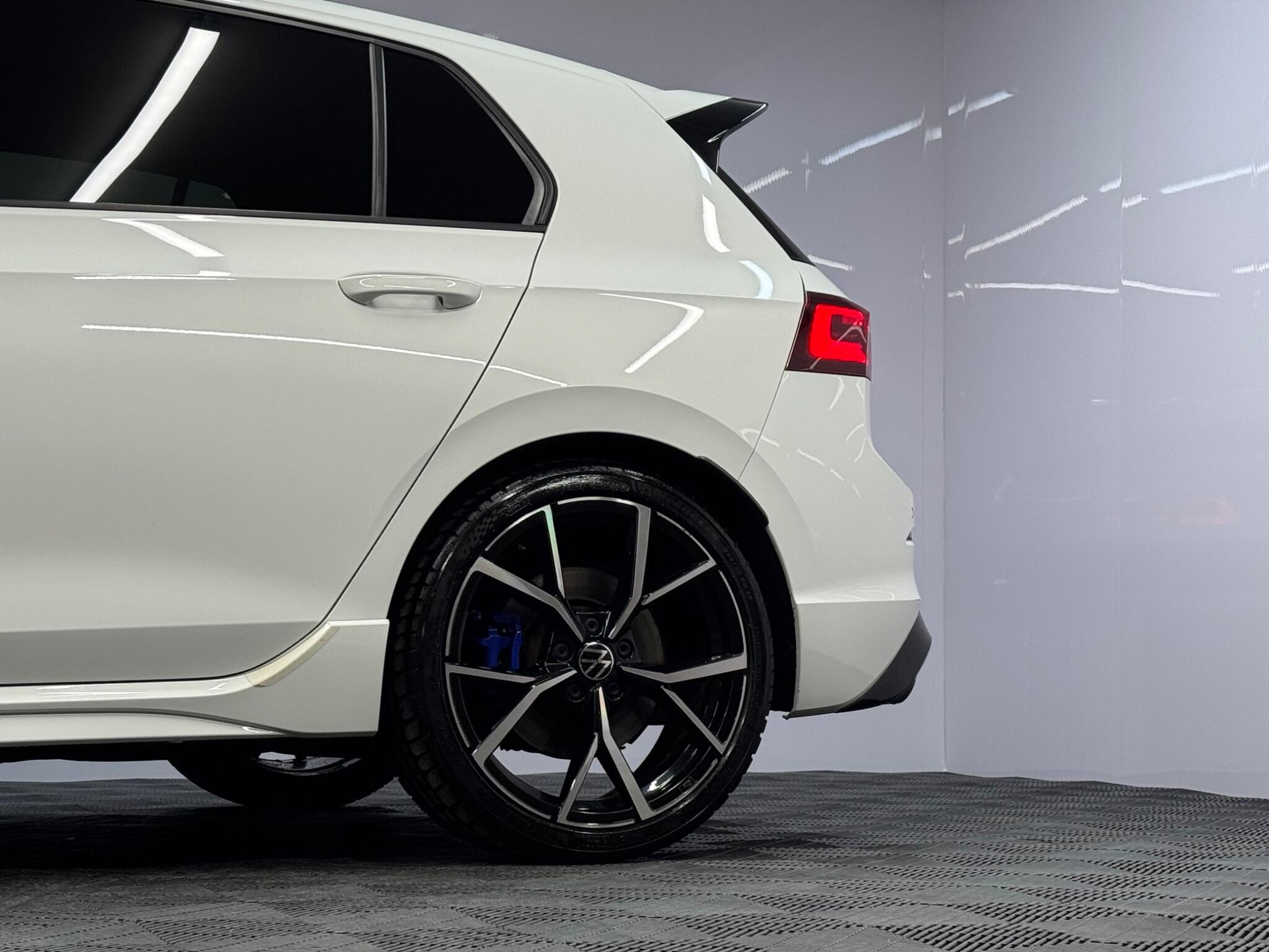 Volkswagen Golf — image 15 of 43