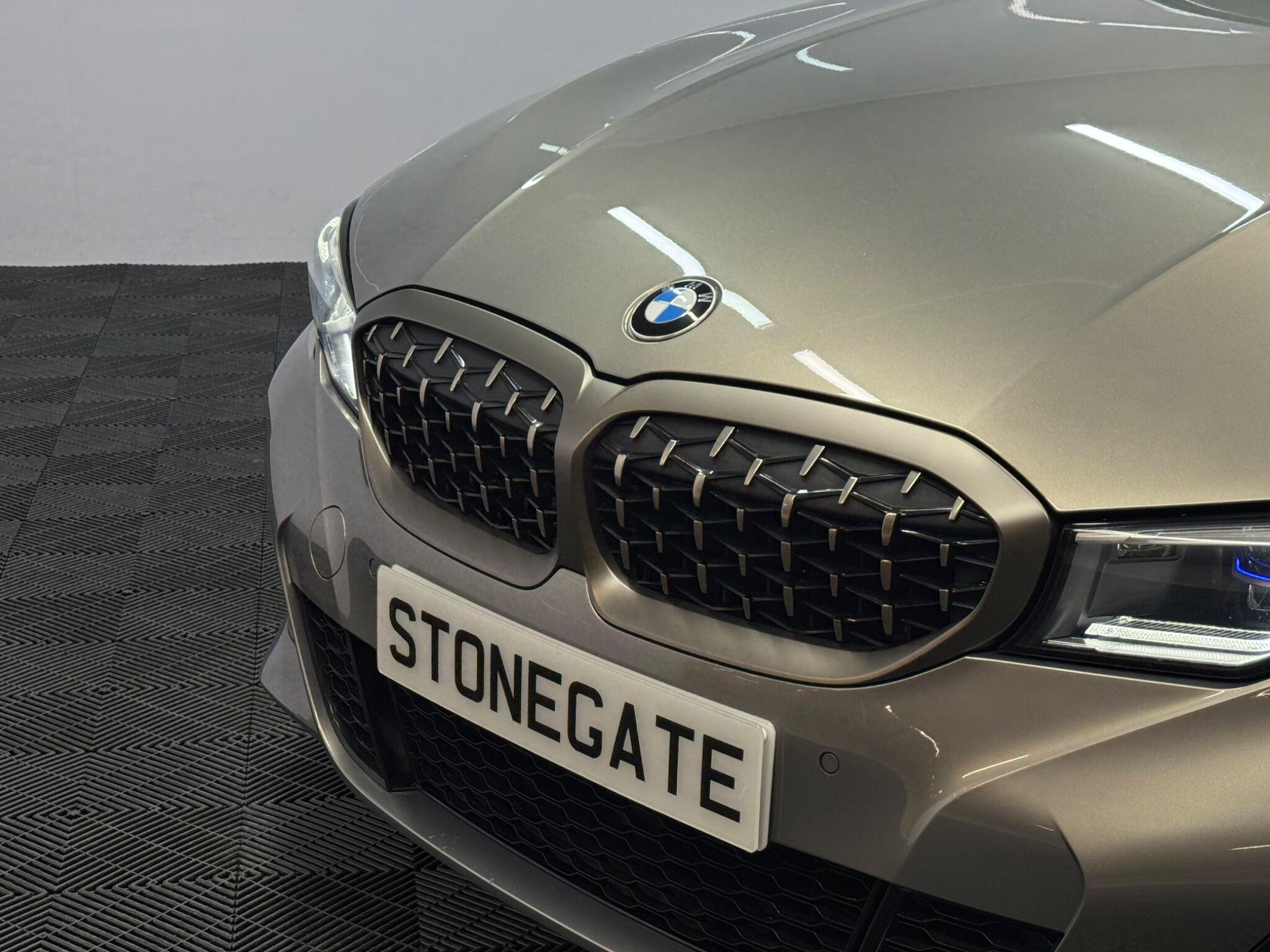 BMW 3 Series — image 14 of 41