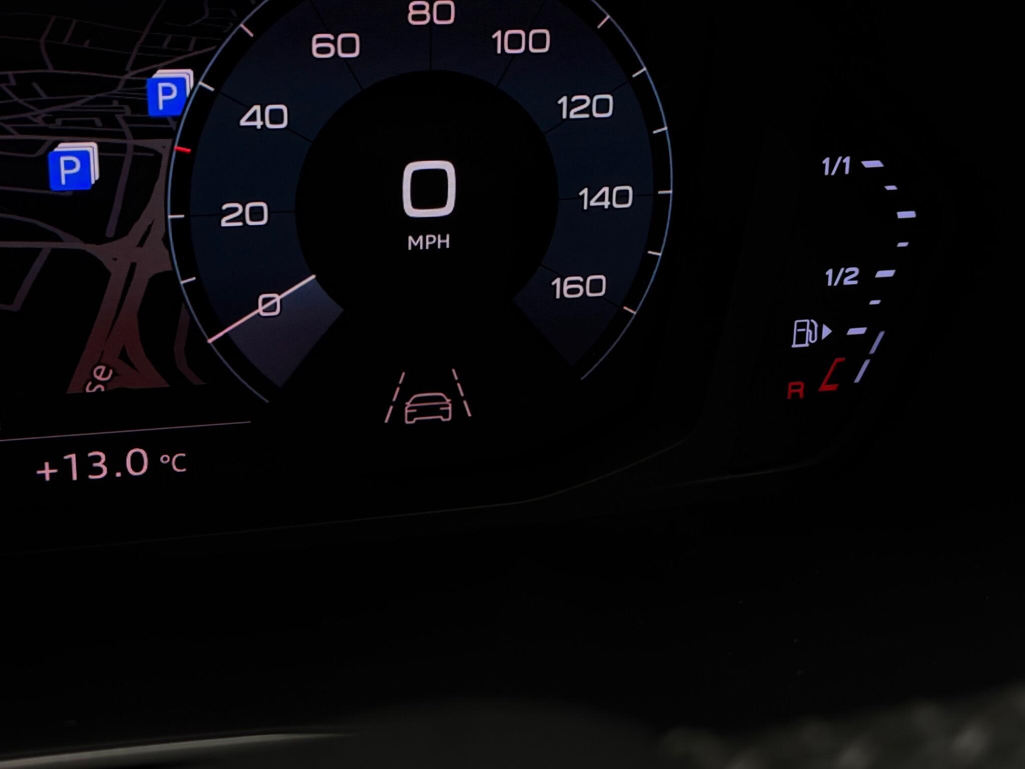 Audi Q3 — image 19 of 22