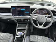 2025 Volkswagen Tayron - Image 4