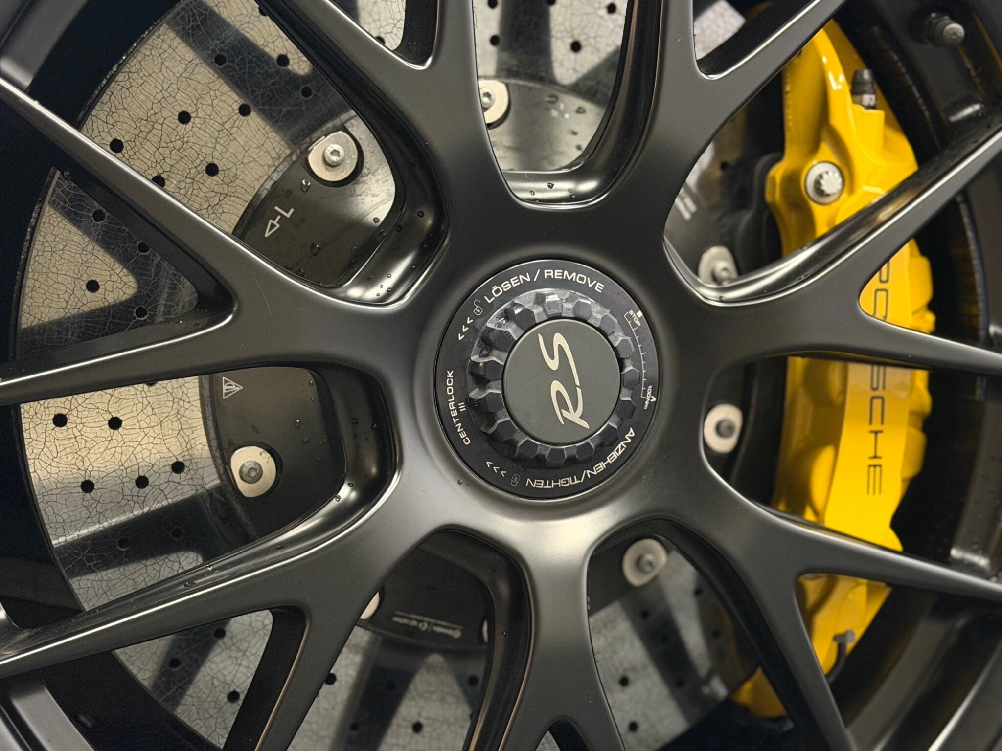 Porsche 718 Cayman — image 21 of 48