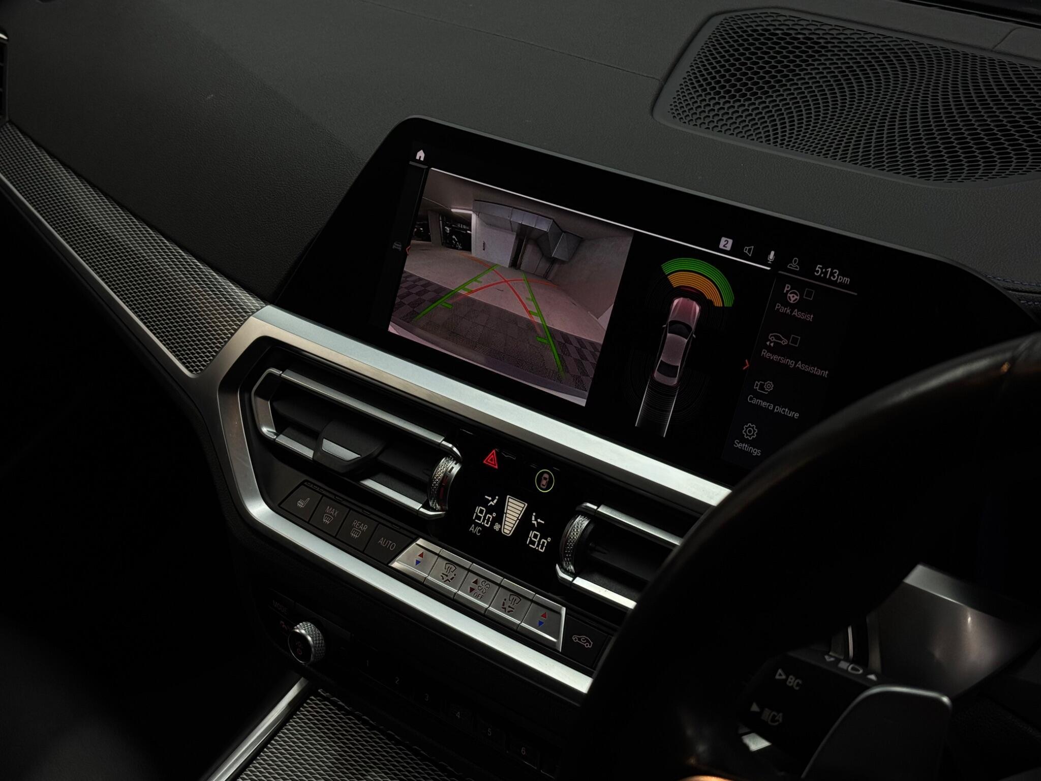 BMW 3 Series — image 29 of 41