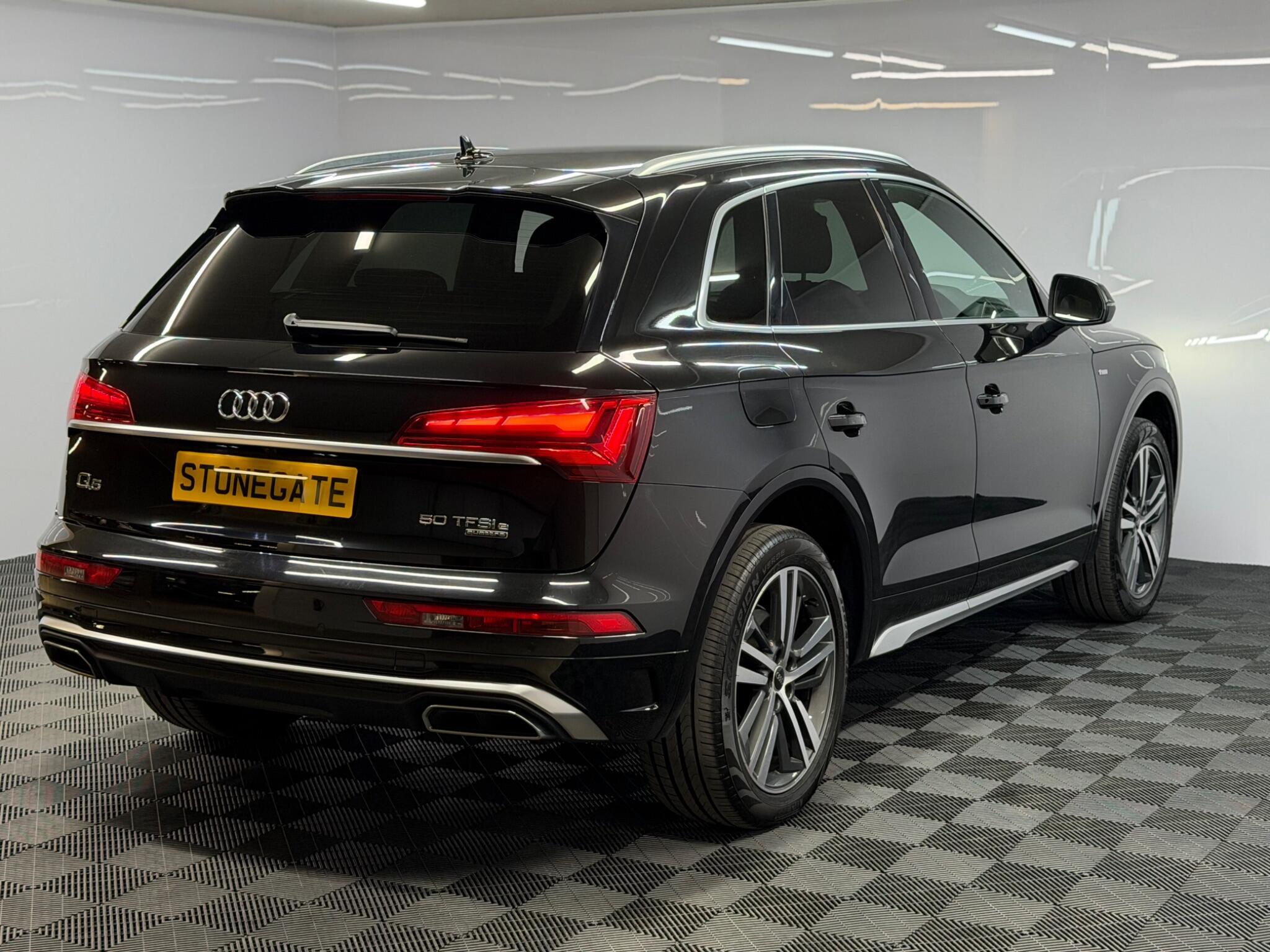 Audi Q5 — image 9 of 31