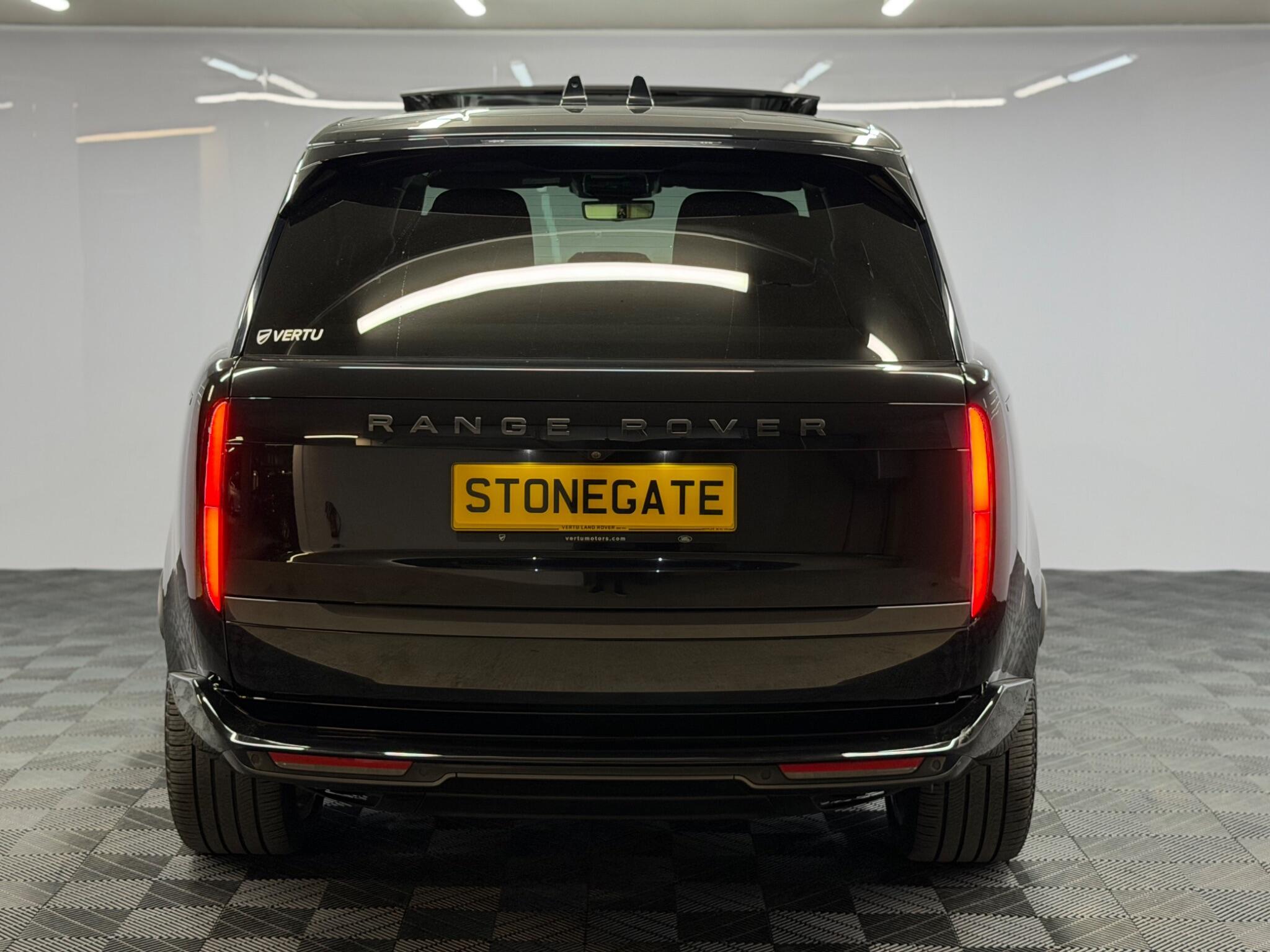 Land Rover Range Rover — image 7 of 41