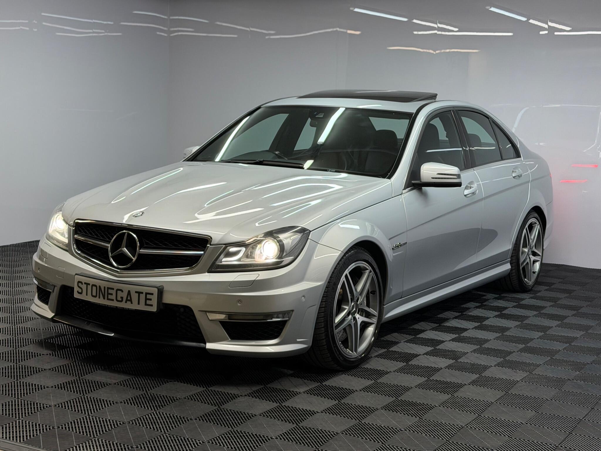 Mercedes-Benz C Class — image 6 of 32