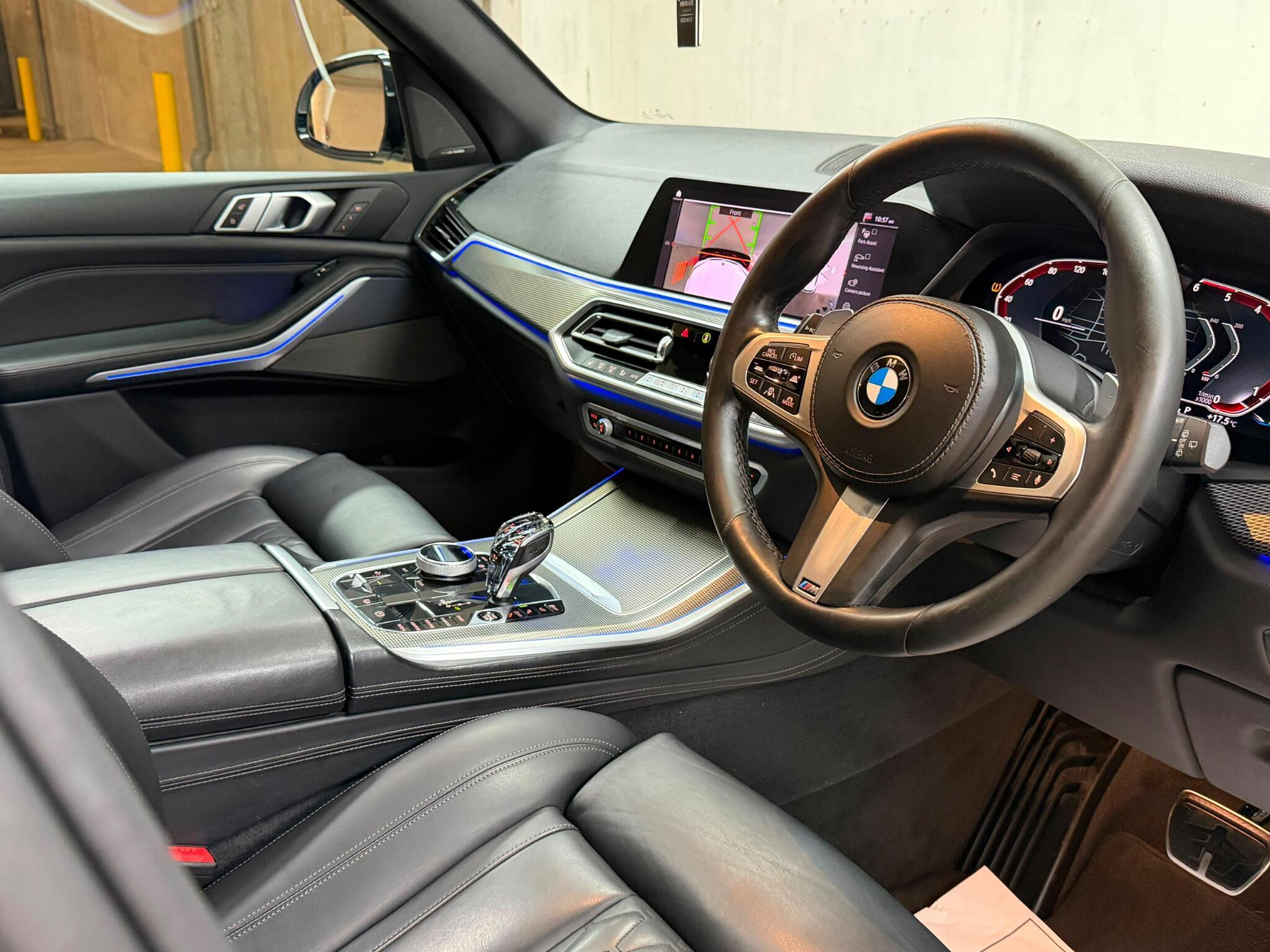 BMW X5 — image 29 of 30