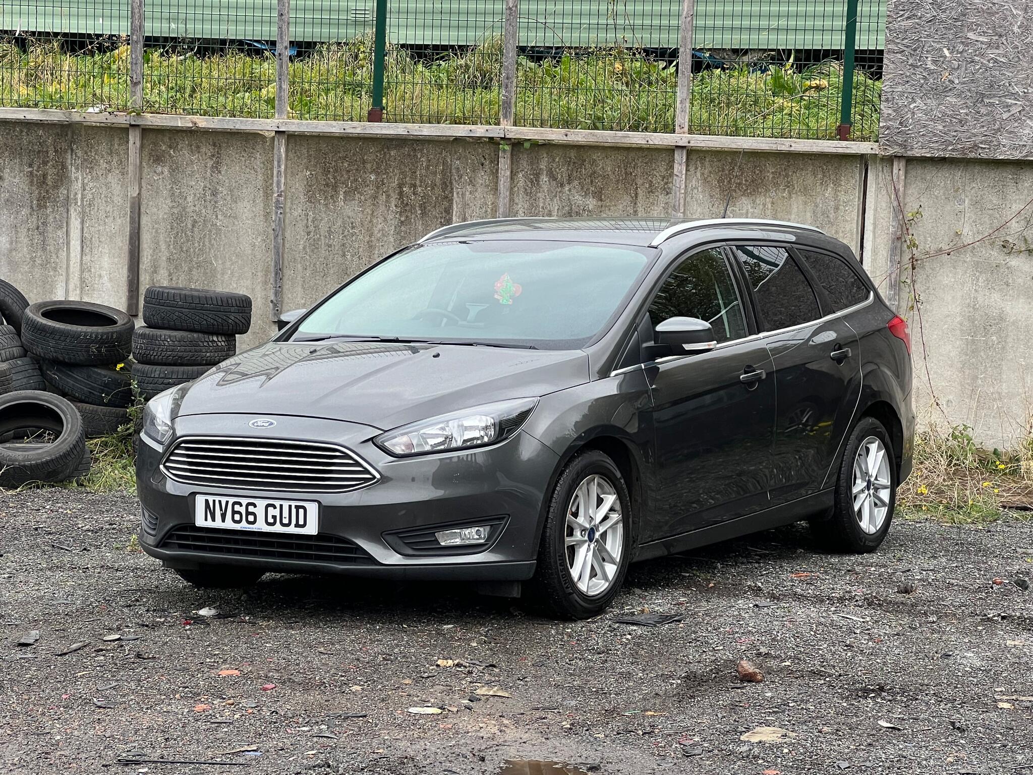 2016 Ford Focus 1.5 TDCi Zetec Estate 5dr Diesel Manual Euro 6 (s/s) (120 ps)
