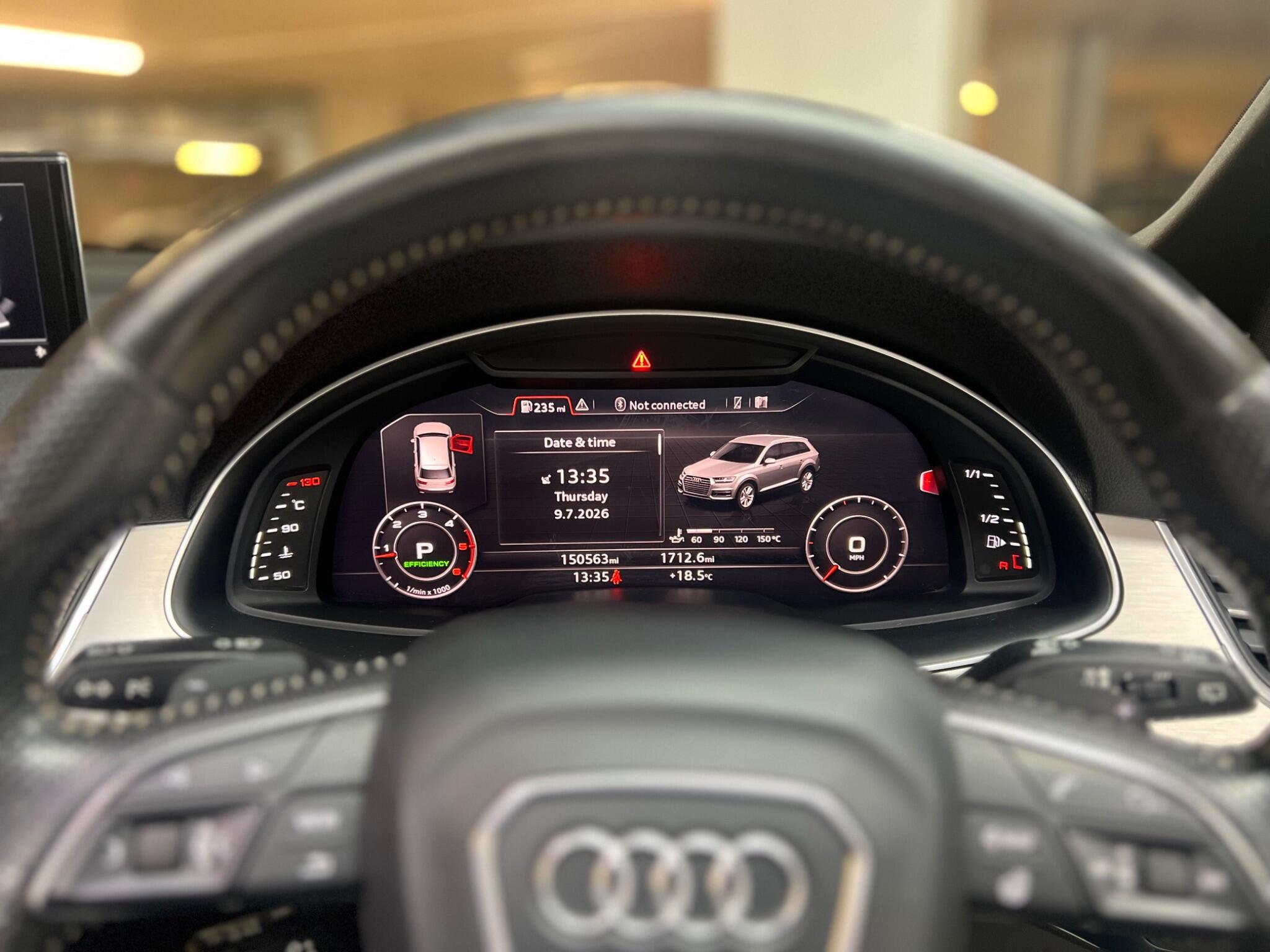 Audi Q7 — image 31 of 39