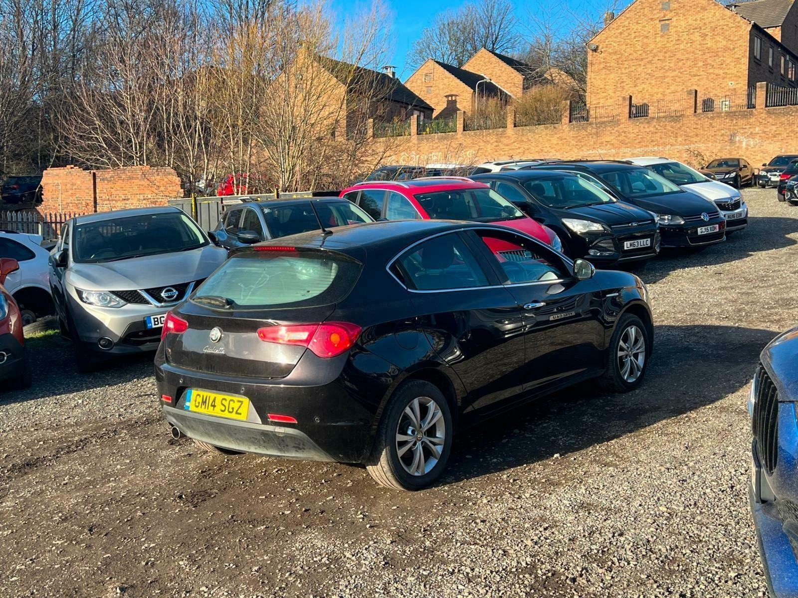 2014 Alfa Romeo Giulietta 1.6 JTDM-2 Distinctive Hatchback 5dr Diesel Manual Euro 5 (s/s) (105 bhp)
