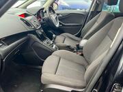2015 Vauxhall Zafira Tourer 2.0 CDTi SRi MPV 5dr Diesel Manual Euro 5 (130 ps) - Image 4