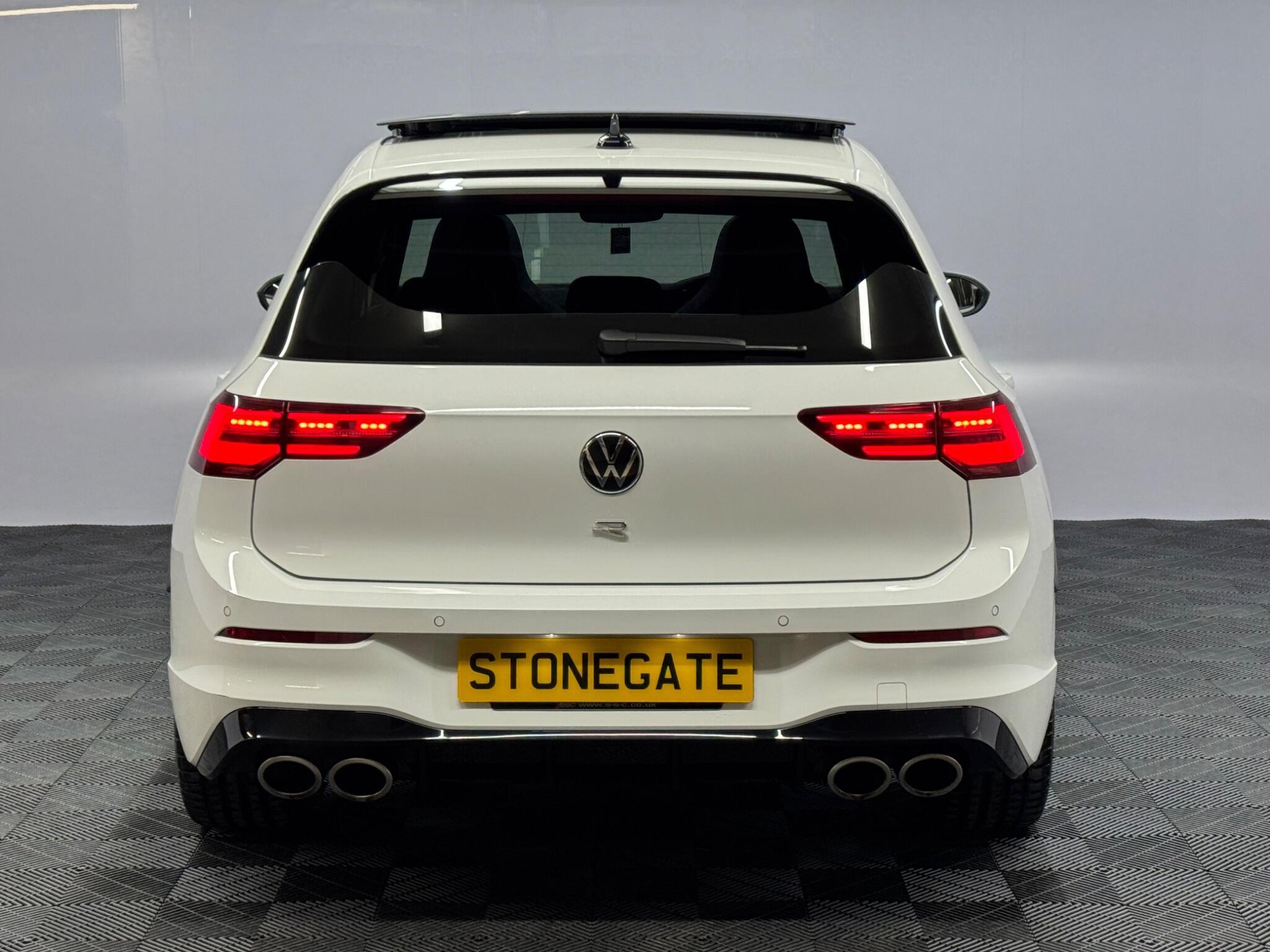 Volkswagen Golf — image 43 of 43