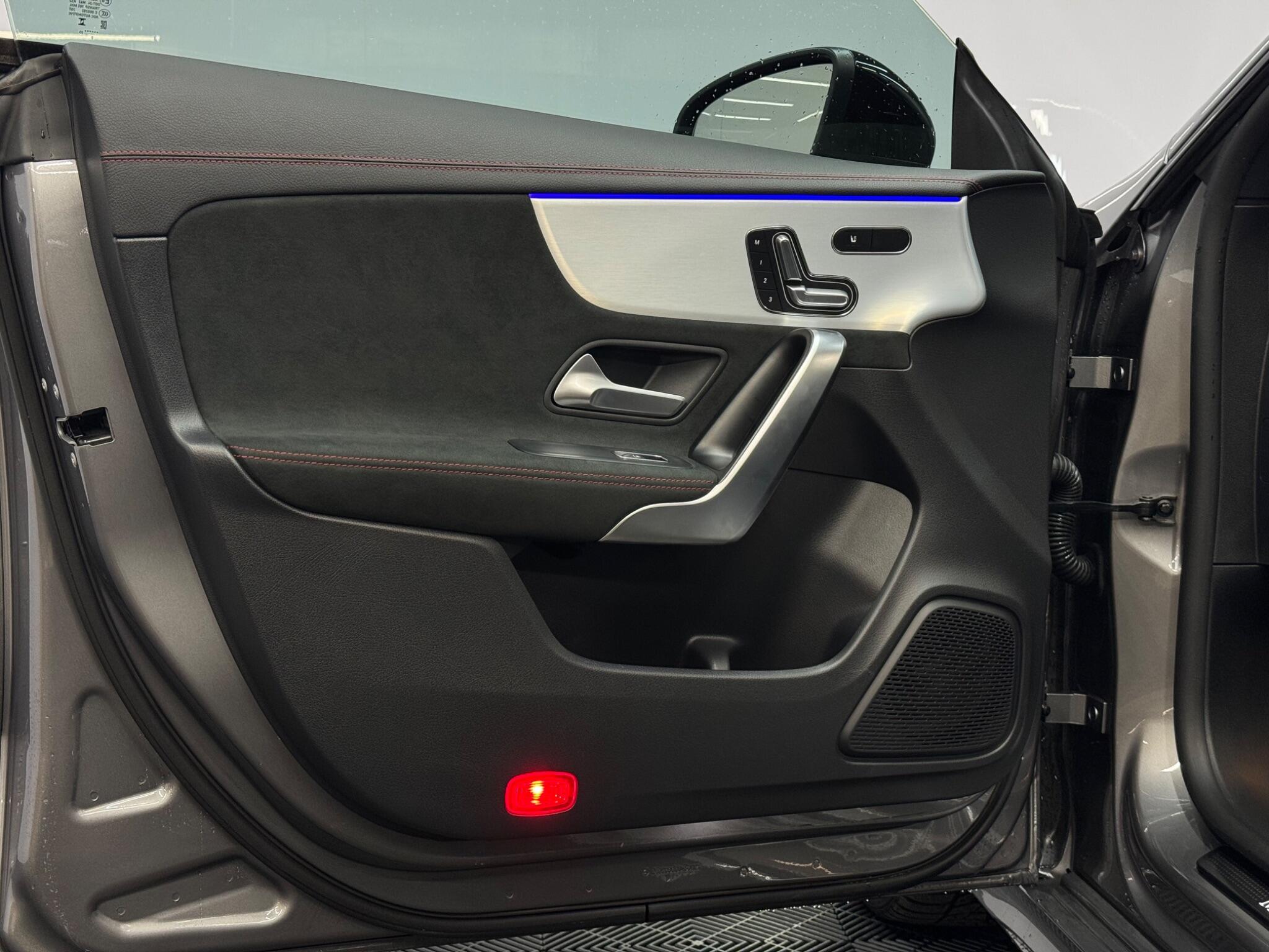 Mercedes-Benz CLA — image 44 of 49