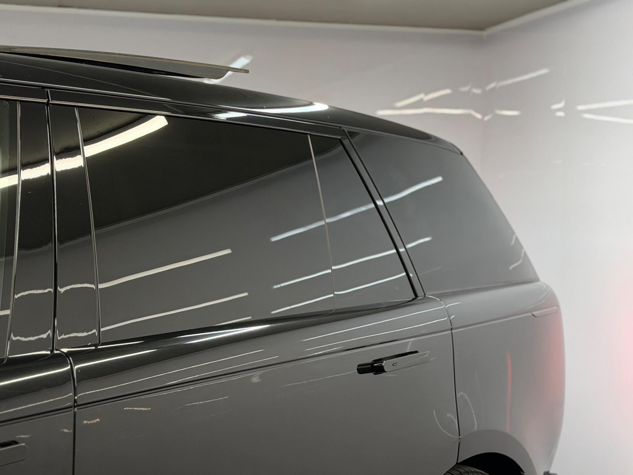 Land Rover Range Rover — image 11 of 41
