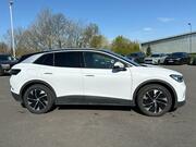 2025 Volkswagen ID.4 Pro 77kWh Style SUV 5dr Electric Auto (286 ps) - Image 10