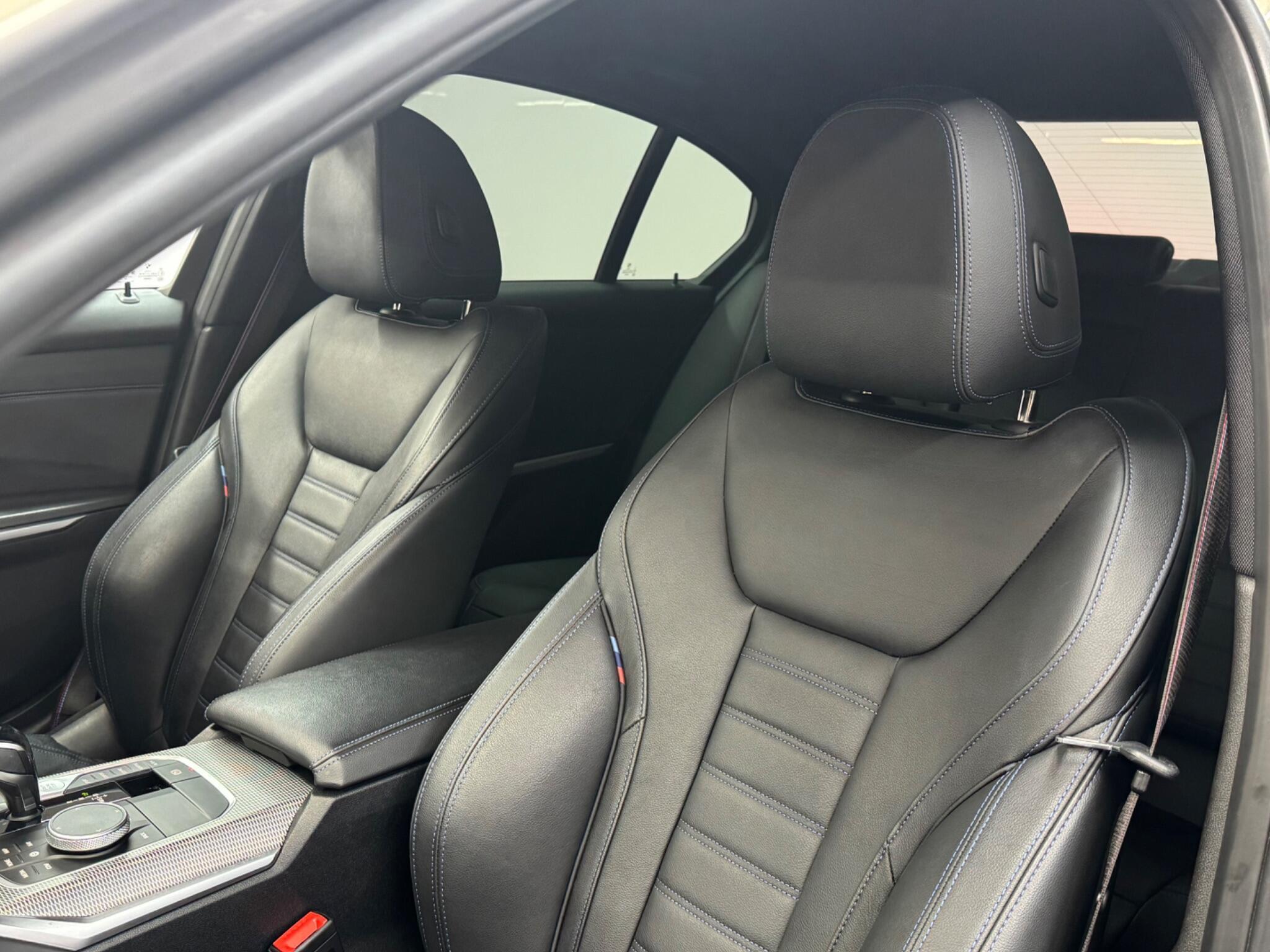 BMW 3 Series — image 20 of 41
