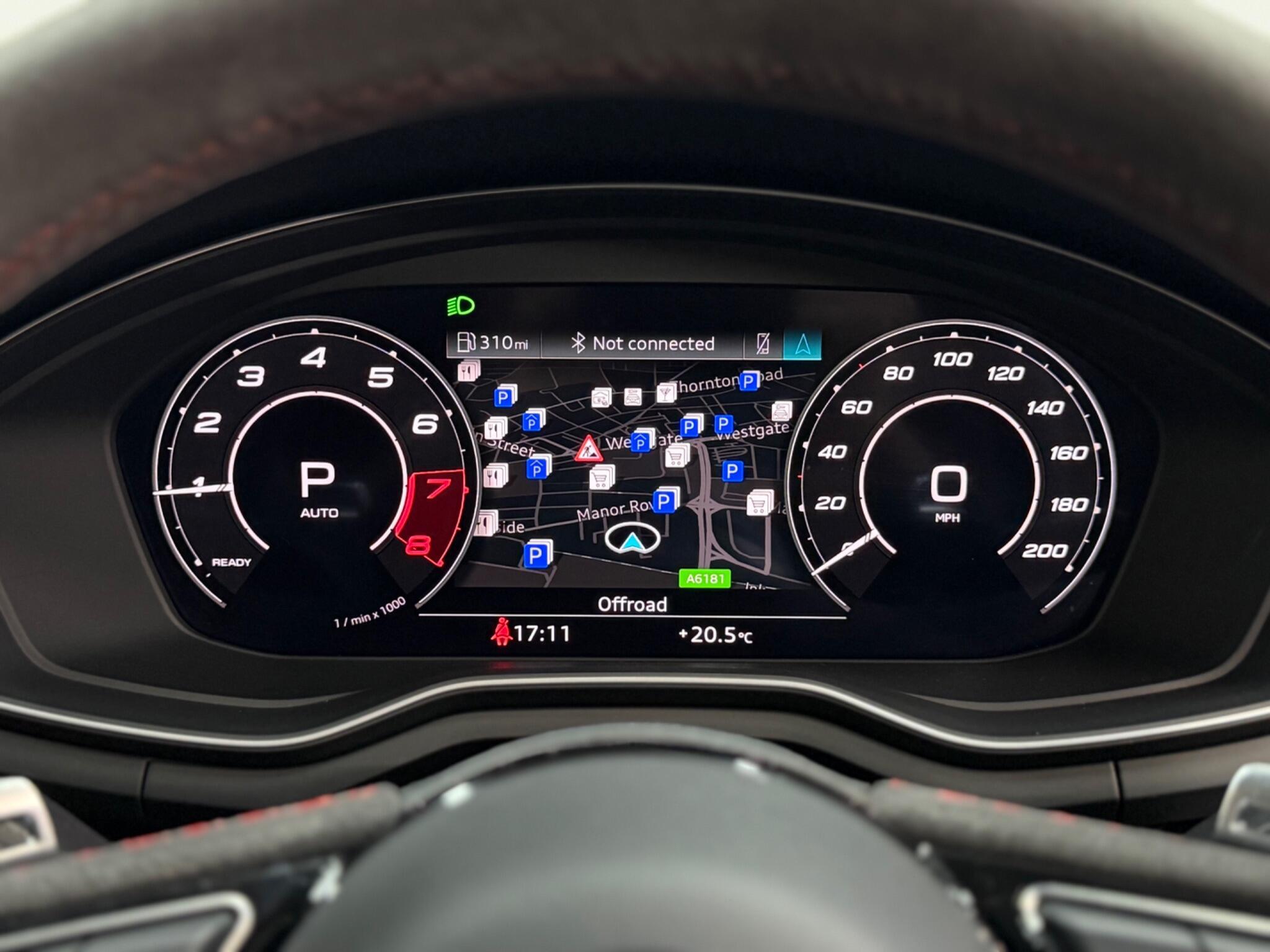Audi RS4 Avant — image 36 of 41
