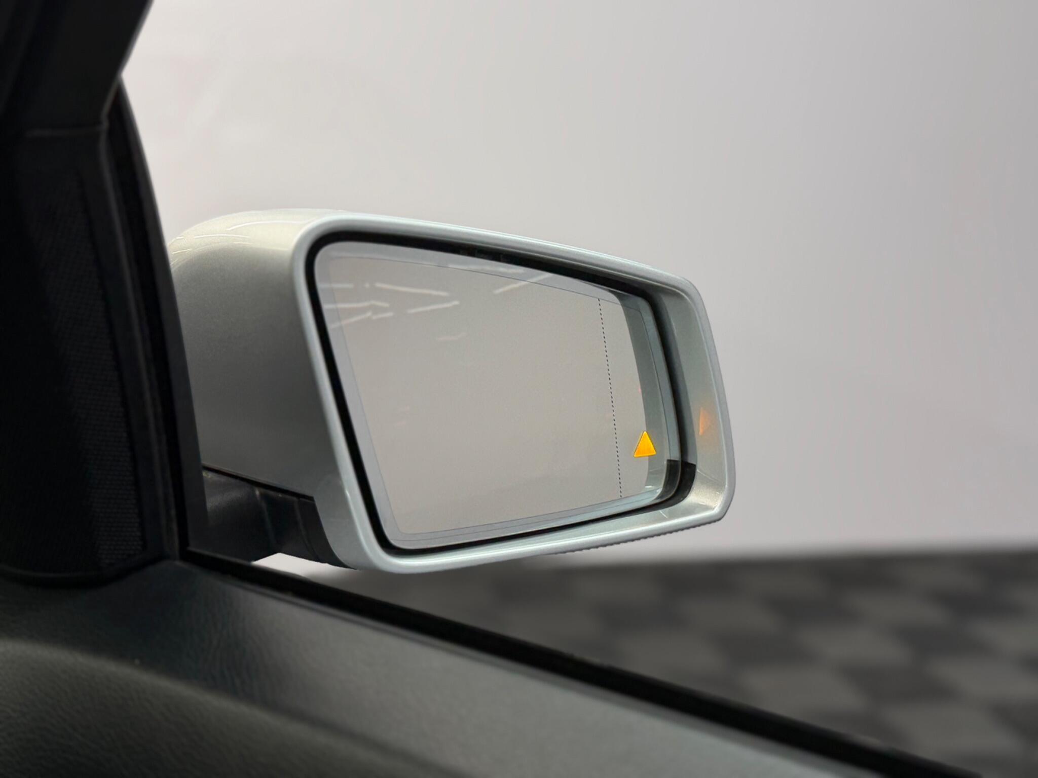 Mercedes-Benz C Class — image 31 of 32