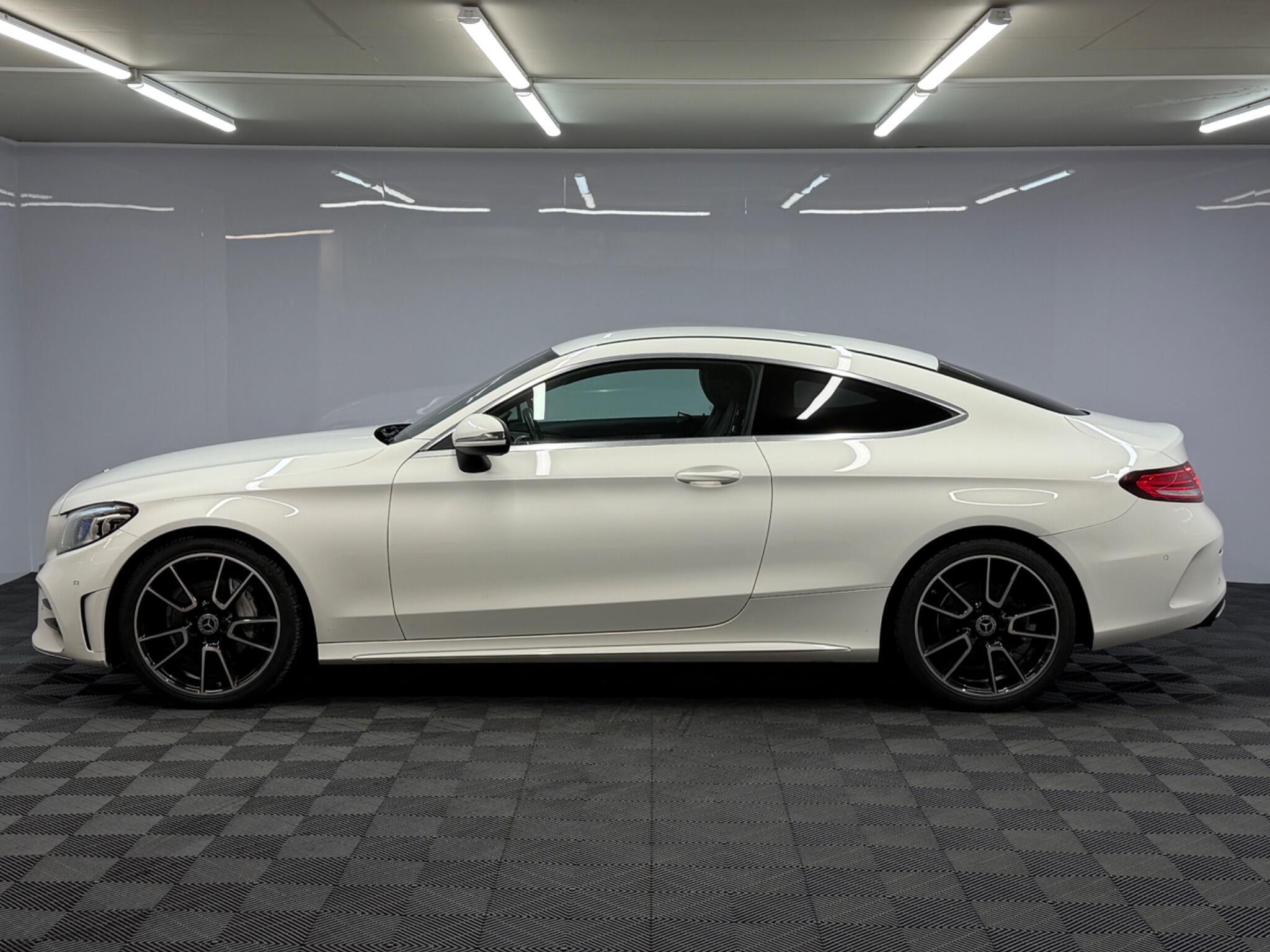 Mercedes-Benz C Class — image 9 of 25
