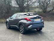 2018 Toyota C-HR 1.8 VVT-h Design SUV 5dr Petrol Hybrid CVT Euro 6 (s/s) (122 ps) - Image 10
