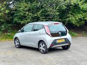 2017 Toyota AYGO 1.0 VVT-i x-play Hatchback 5dr Petrol Manual Euro 6 (68 ps) - Image 7