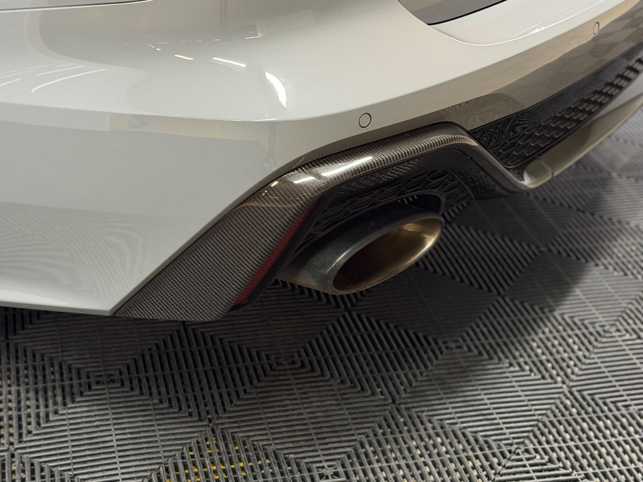 Audi RS6 Avant — image 14 of 51
