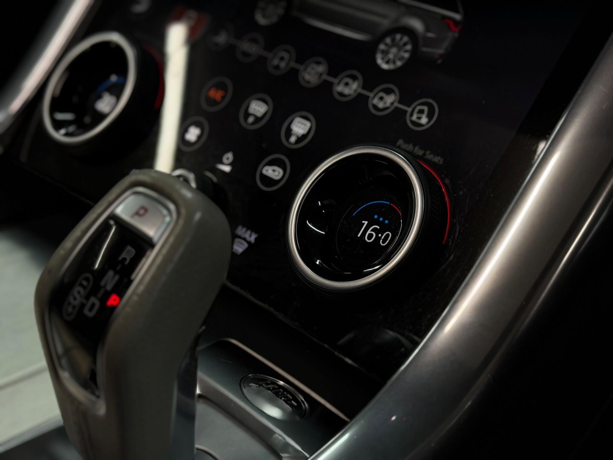 Land Rover Range Rover Sport — image 31 of 37