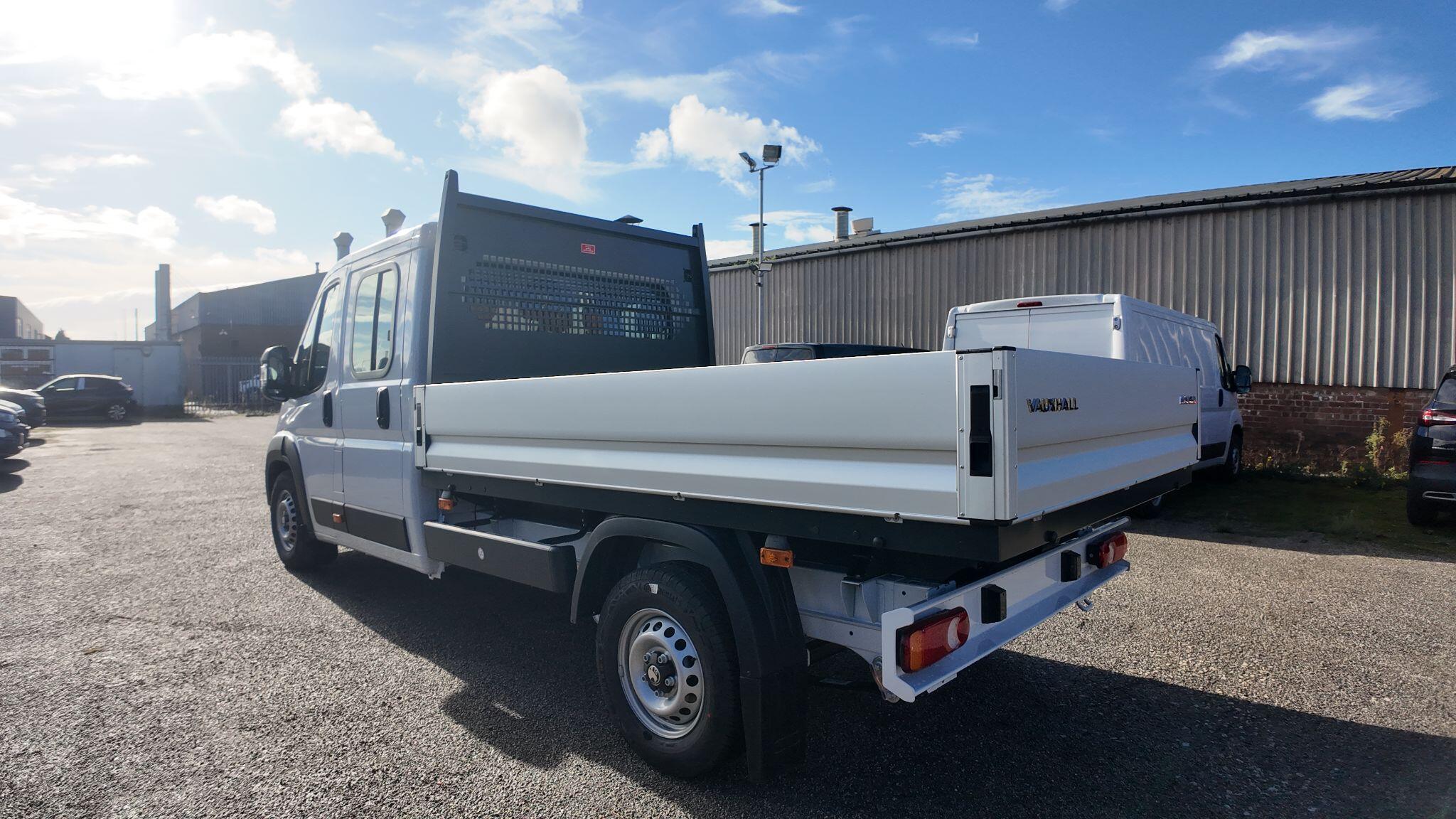 Vauxhall Movano 2.2 CDTi 3500 BiTurbo HD Prime Chassis Double Cab 4dr Diesel Manual L3 H1 Euro 6 (s/s) (140 ps)