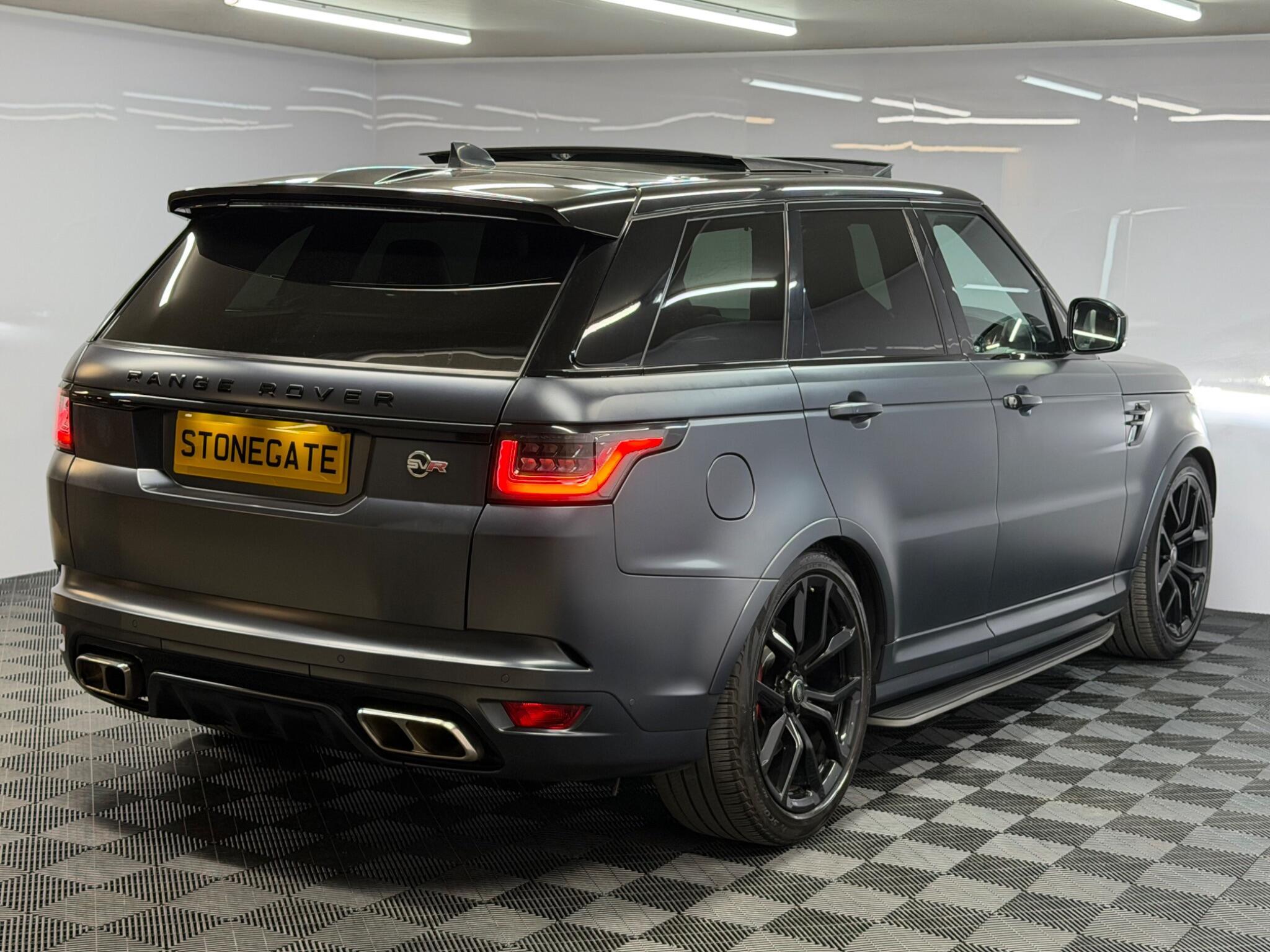 Land Rover Range Rover Sport — image 9 of 37
