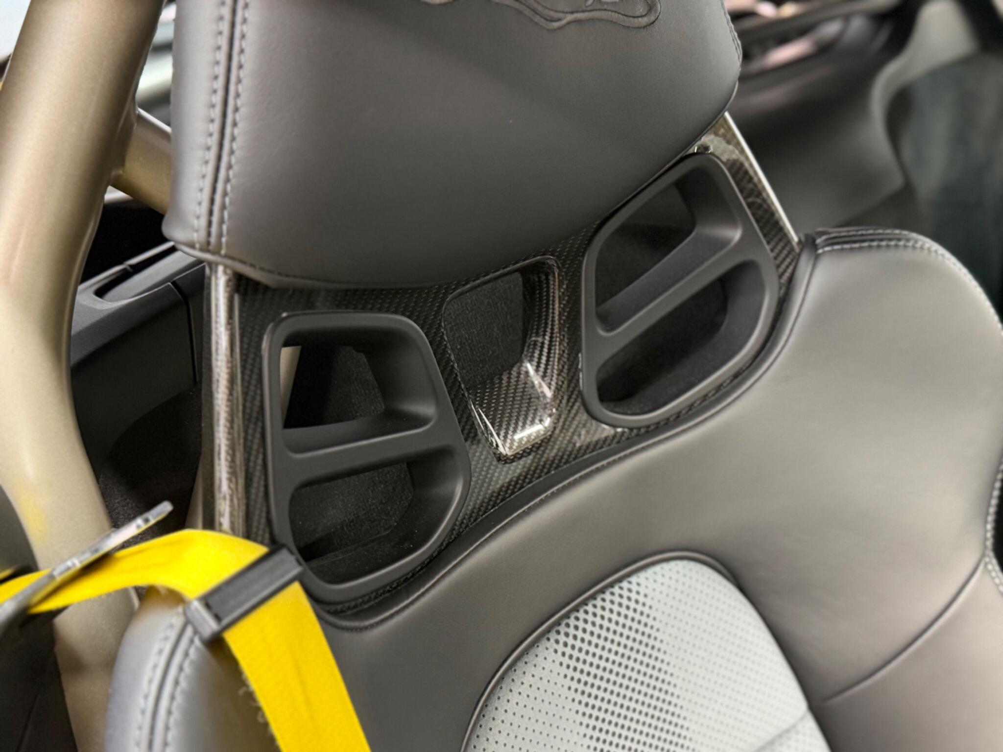 Porsche 718 Cayman — image 28 of 48