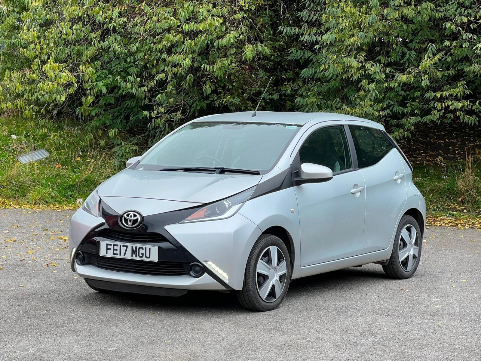 2017 Toyota AYGO 1.0 VVT-i x-play Hatchback 5dr Petrol Manual Euro 6 (68 ps)