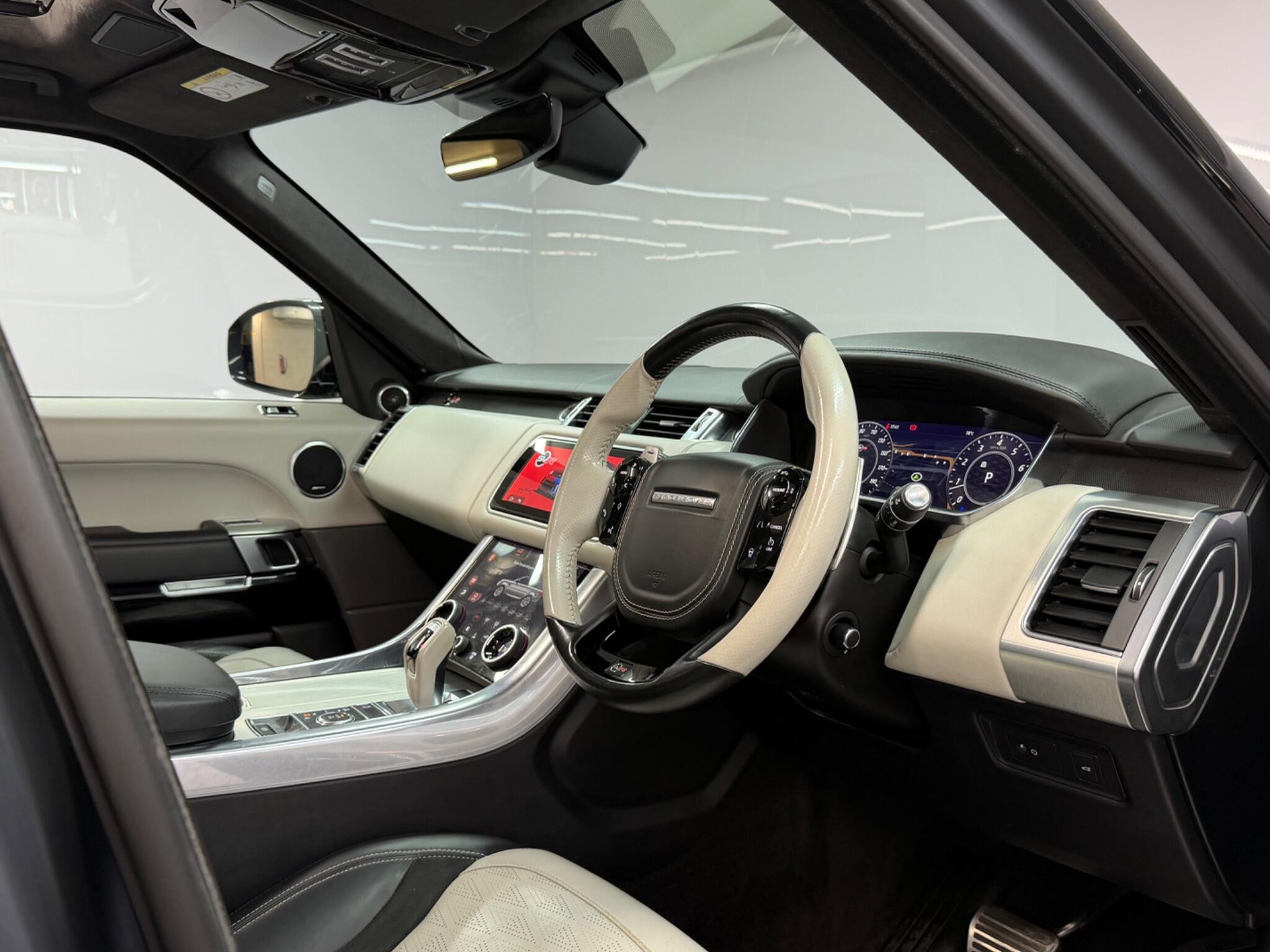 Land Rover Range Rover Sport — image 22 of 37