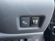 2018 Toyota C-HR 1.8 VVT-h Design SUV 5dr Petrol Hybrid CVT Euro 6 (s/s) (122 ps) - Image 7