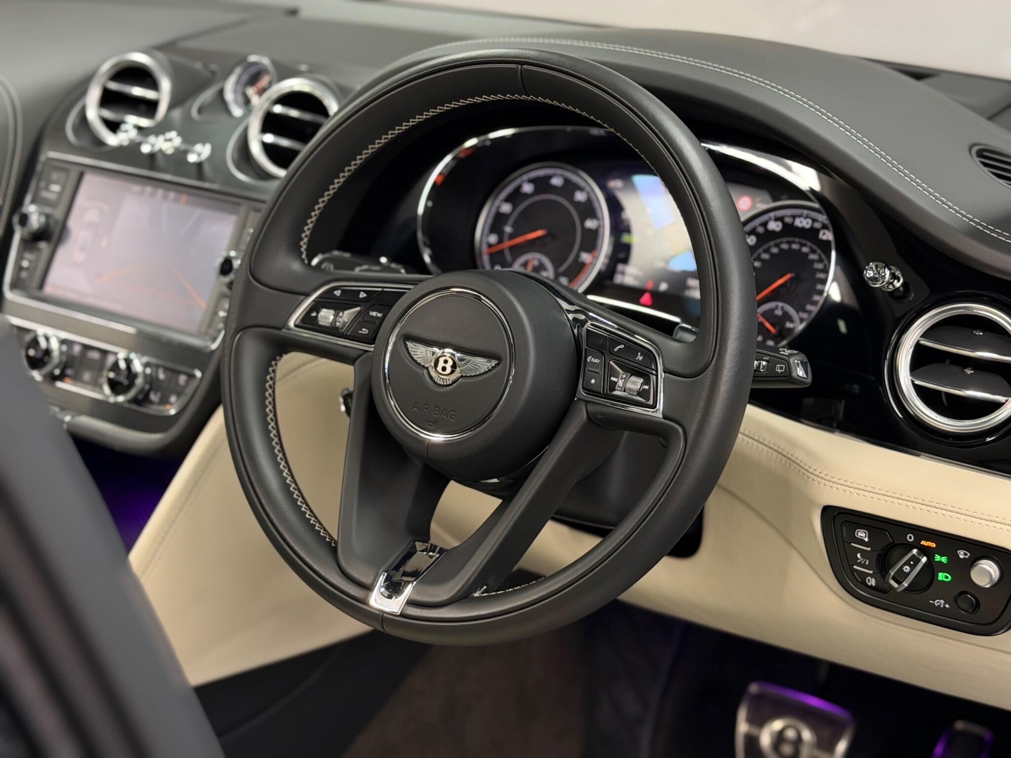 Bentley Bentayga — image 24 of 54