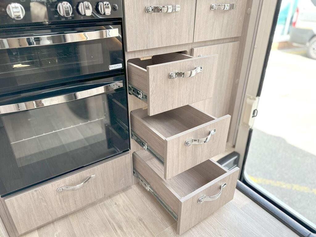 2023 Carthago Liner-for-two I 53 LE L 60c