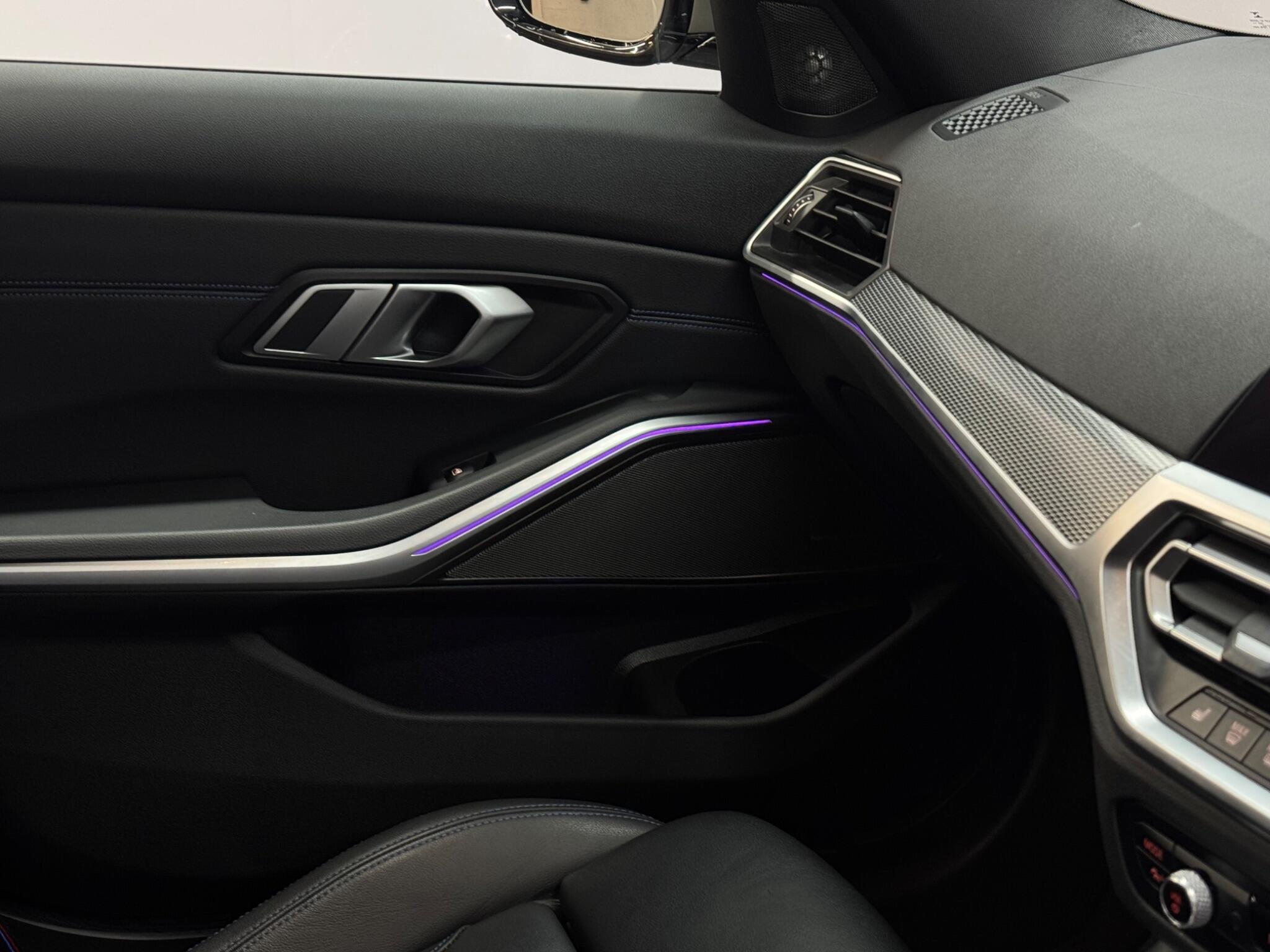 BMW 3 Series — image 33 of 41
