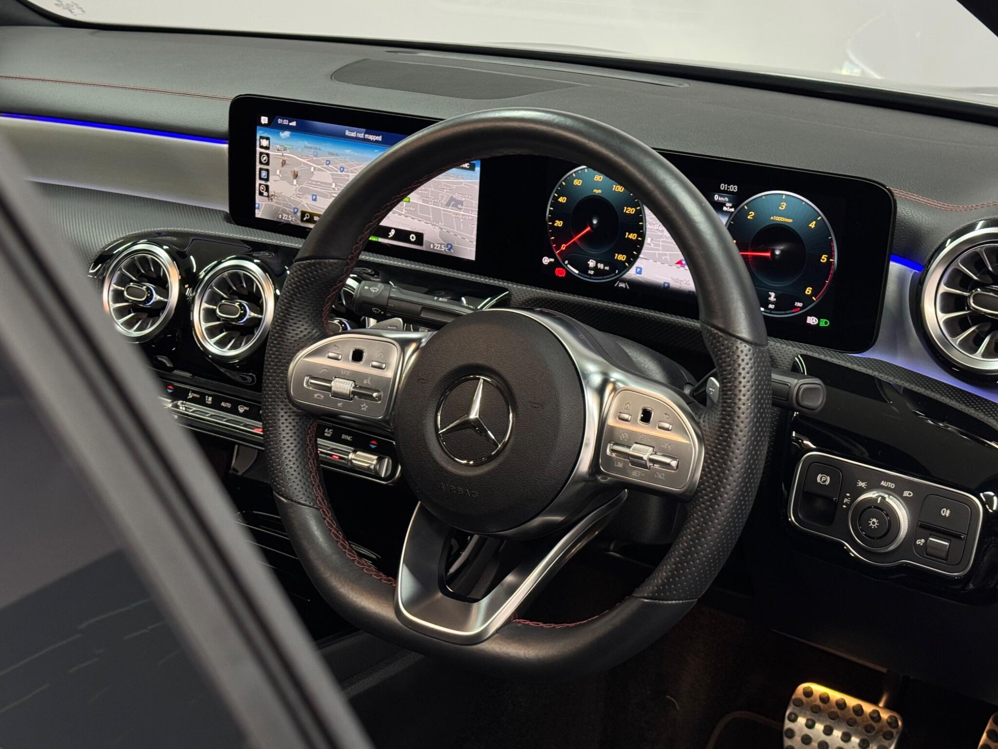 Mercedes-Benz CLA — image 24 of 49