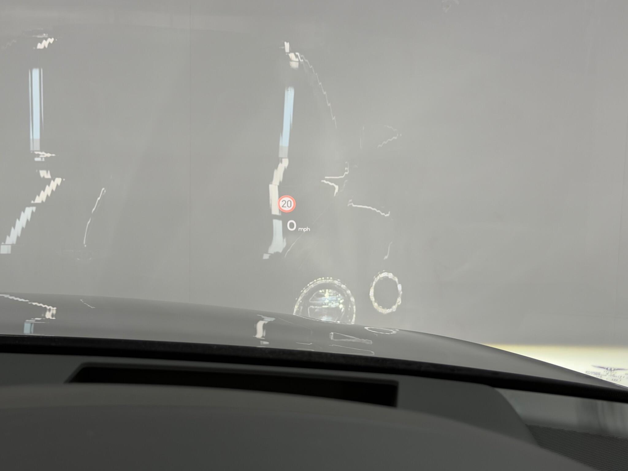Bentley Bentayga — image 39 of 54