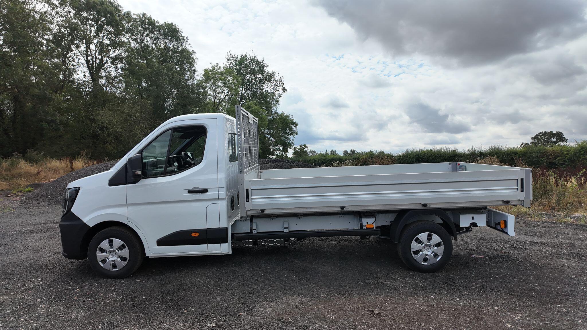 Nissan Interstar 2.0 dCi 35 Acenta L3 Euro 6 (s/s) 2dr