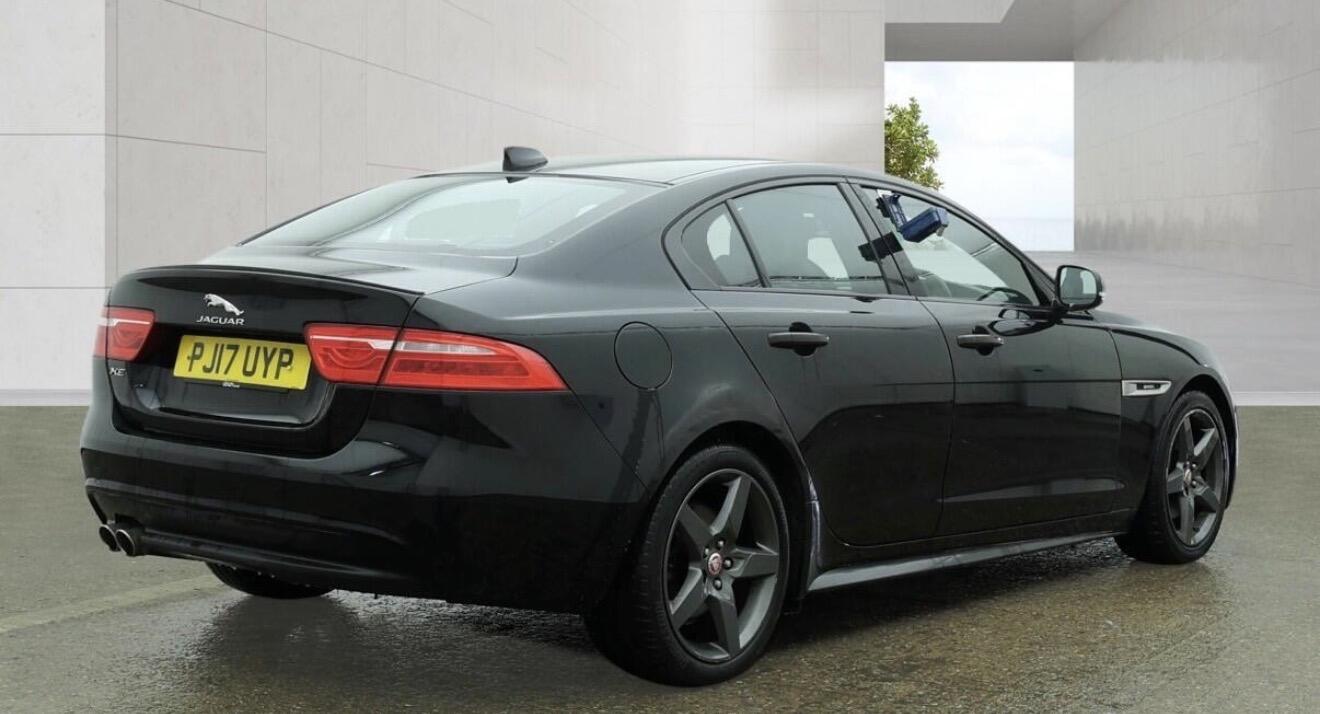 2017 Jaguar XE 2.0d R-Sport Saloon 4dr Diesel Auto Euro 6 (s/s) (180 ps)
